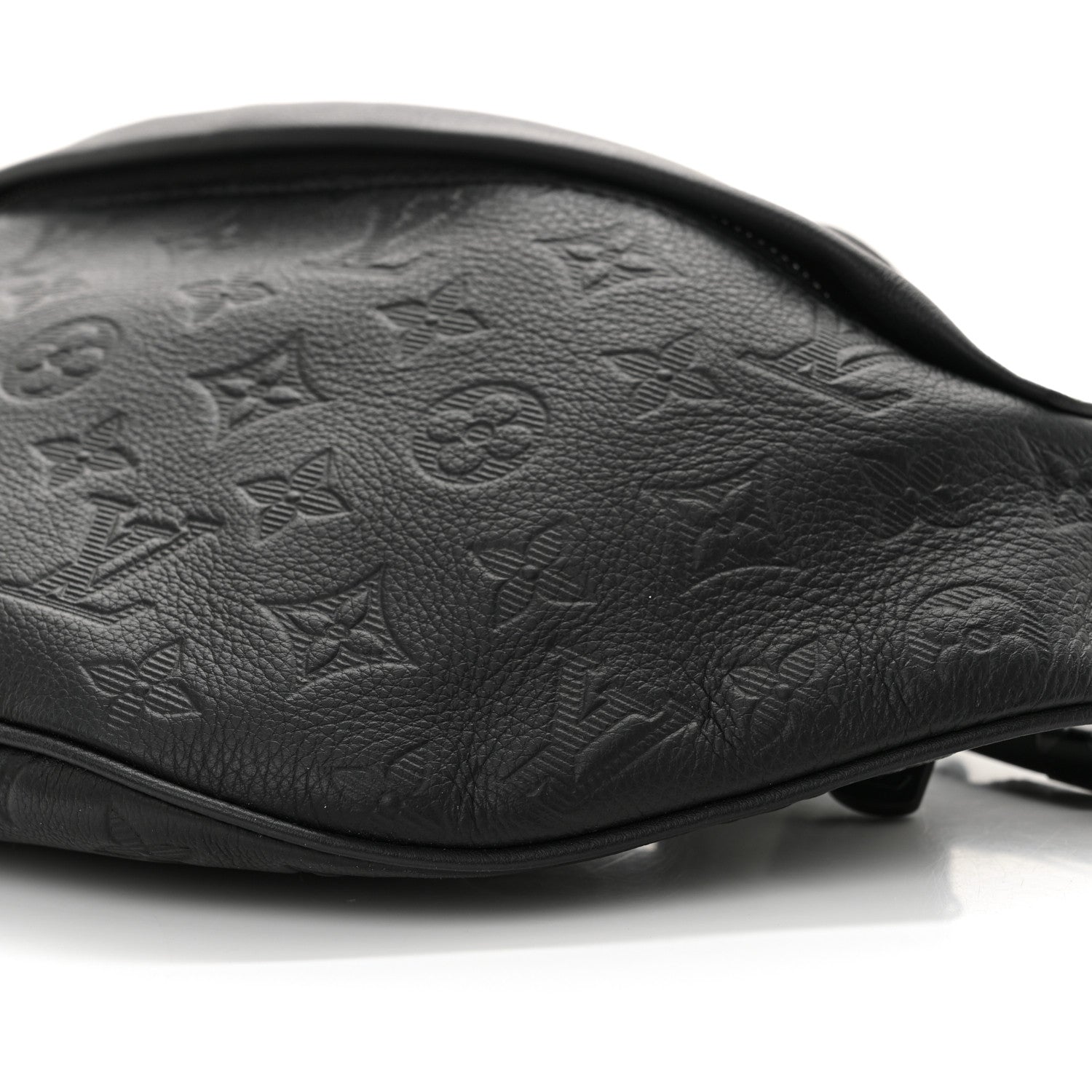 Louis Vuitton Calfskin Monogram Shadow Discovery Bumbag Black 9 of 9