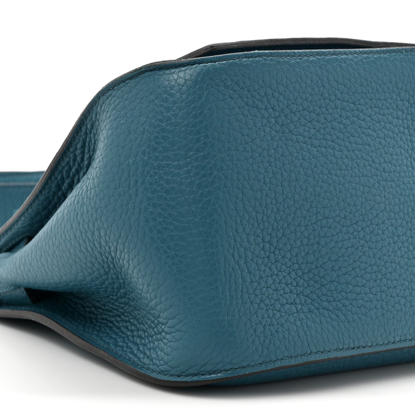 Taurillon Clemence Jypsiere 31 Bleu Izmir