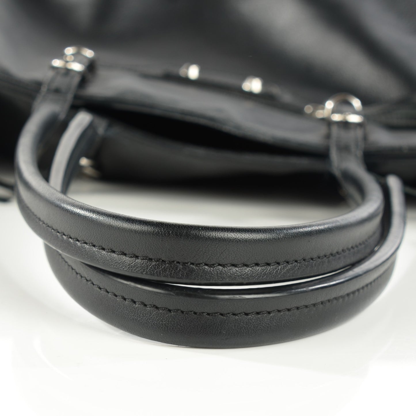 Supple Calfskin Papier A4 Tote Black