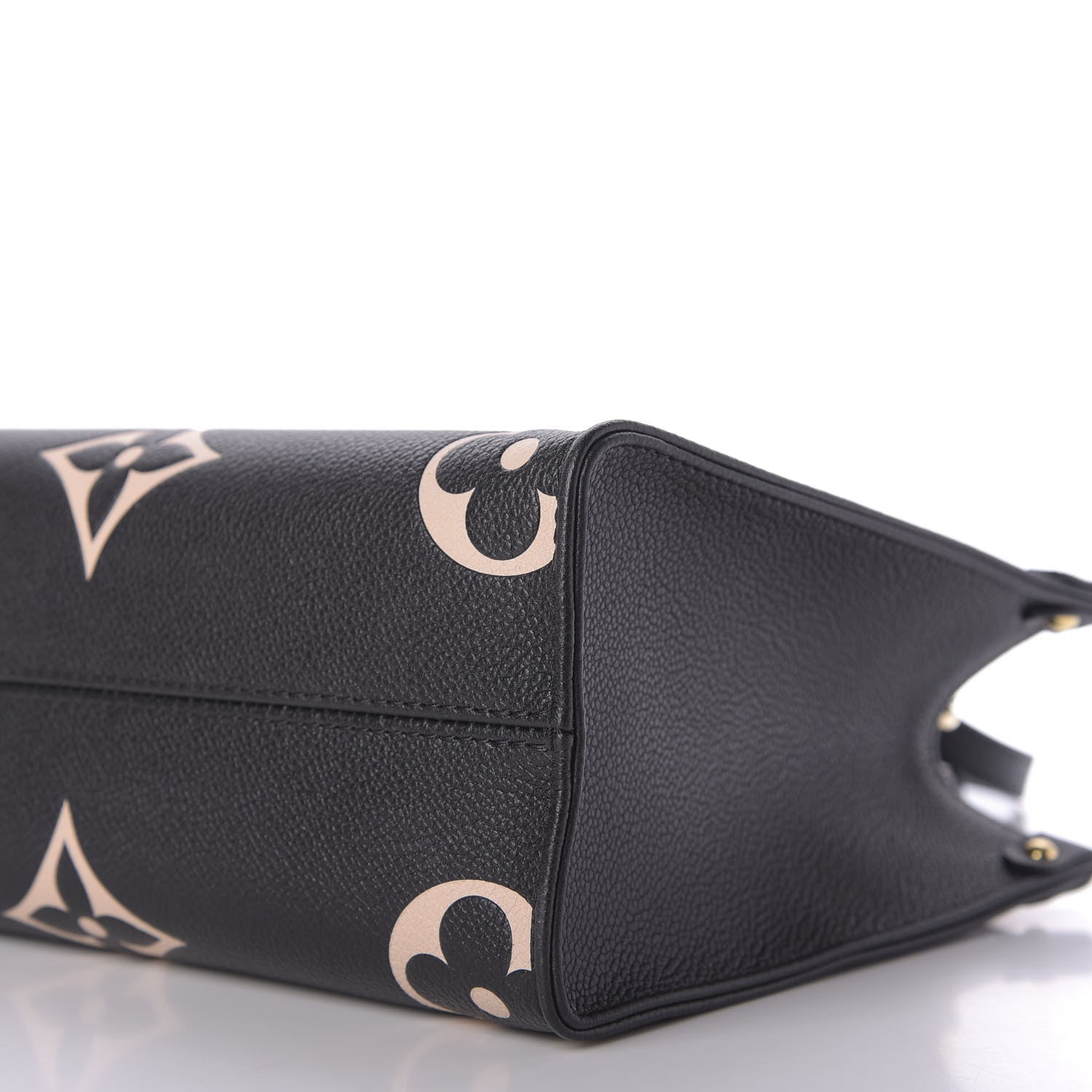 Louis Vuitton Empreinte Monogram Giant Onthego PM Black Beige 8 of 10