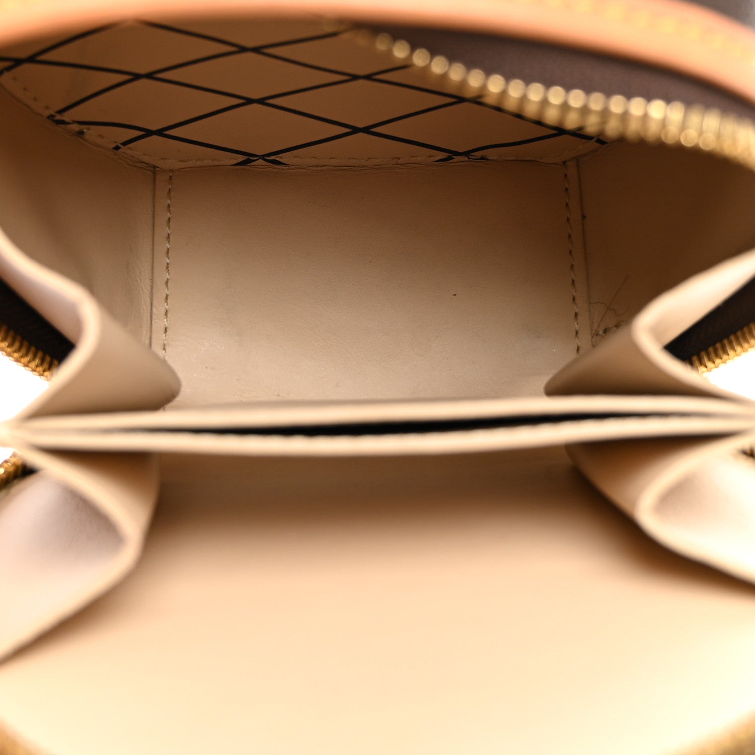 Louis Vuitton Monogram Mini Boite Chapeau 5 of 9