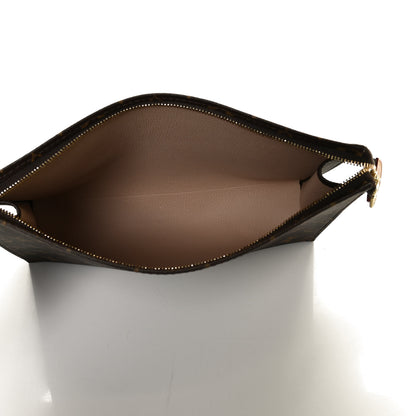 Louis Vuitton Monogram Toiletry Pouch 26 5 of 11