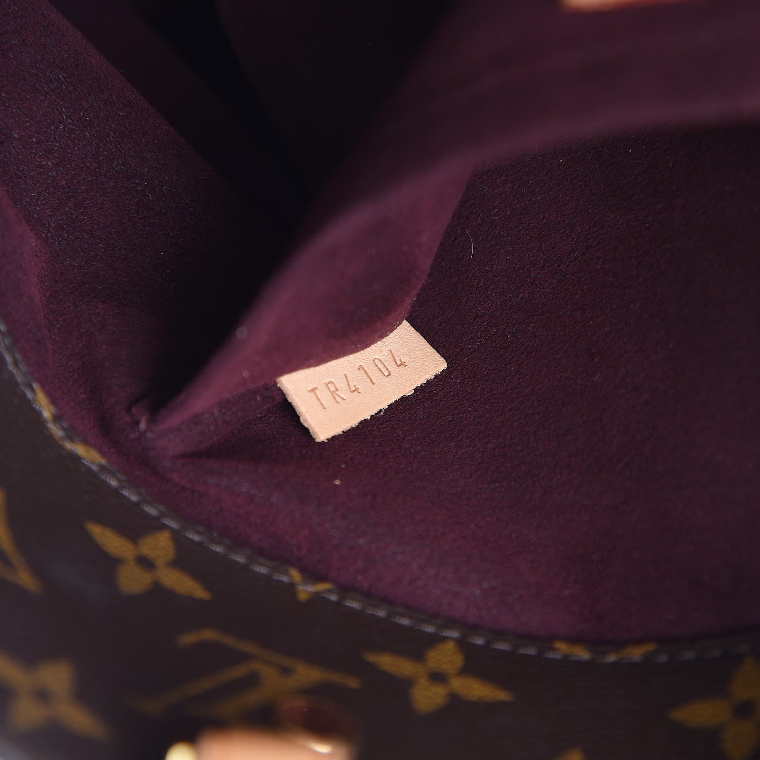 Louis Vuitton Monogram Montaigne MM 7 of 11