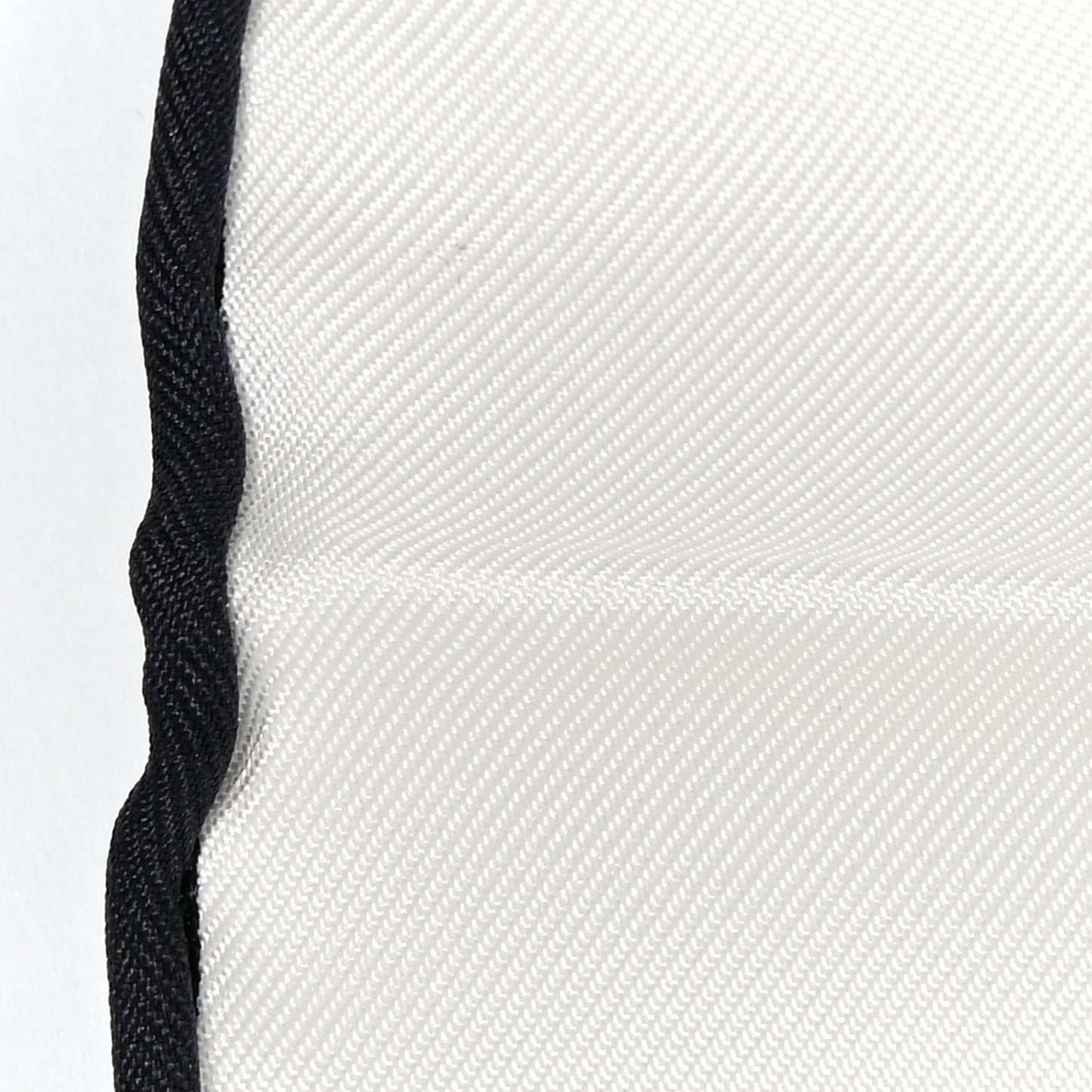 Silk Mille Et Un Lapins Scarf 90 White Black