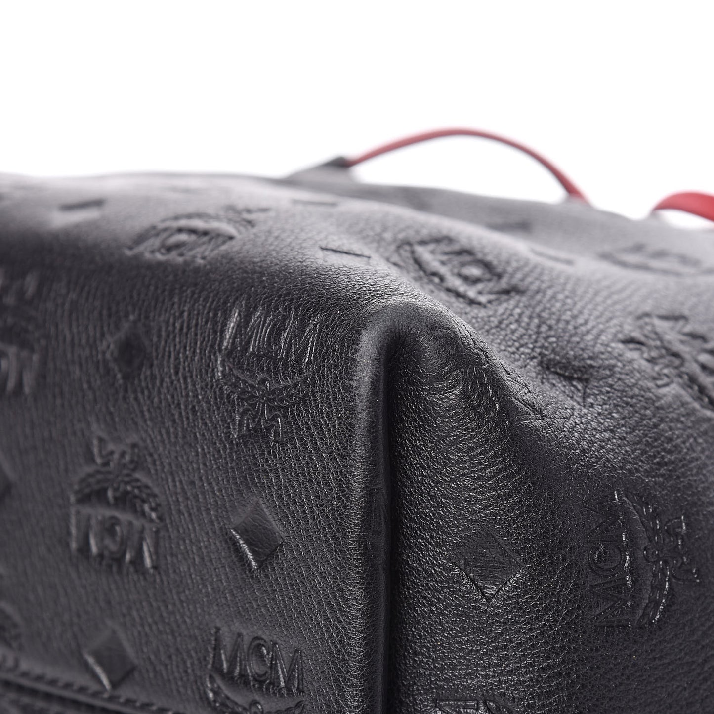 Calfskin Ottomar Klara Bucket Black
