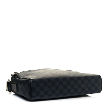 Louis Vuitton Damier Graphite Dayton Reporter MM 4 of 12