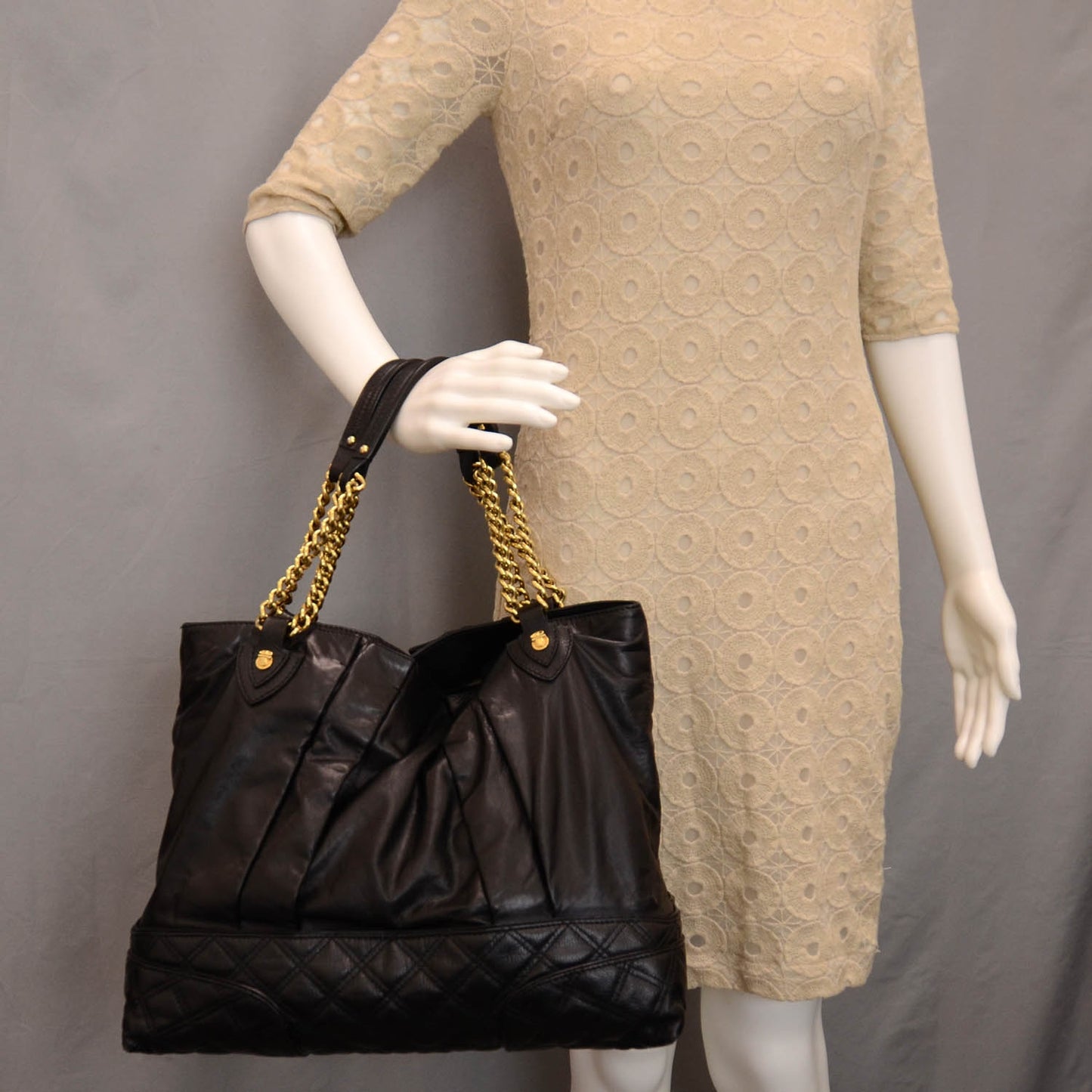 Leather Mixed Quilted Tote Black
