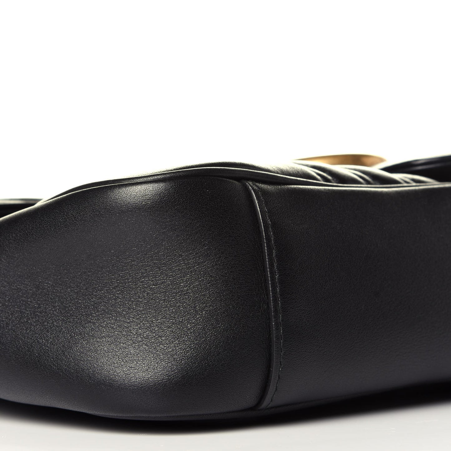 Calfskin Matelasse Medium GG Marmont Shoulder Bag Black