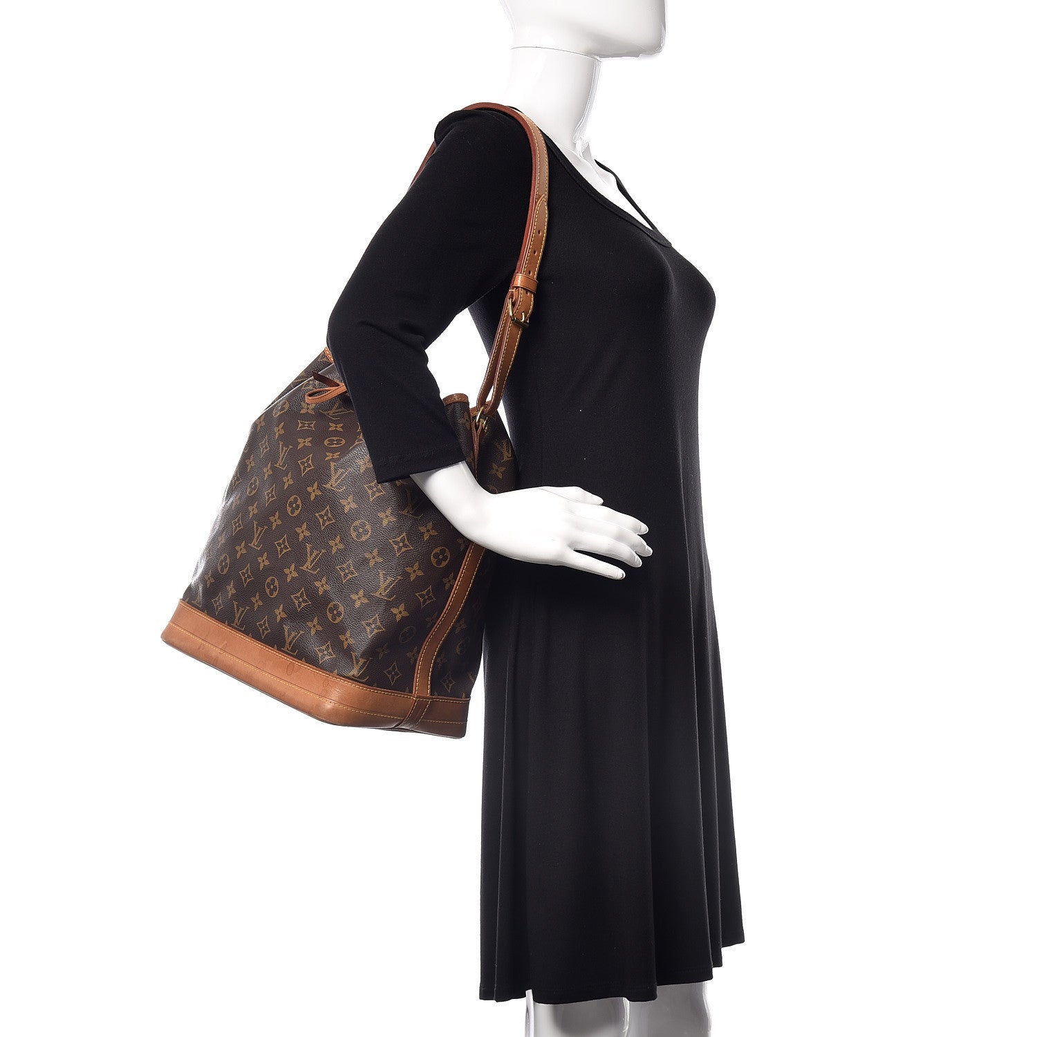 Louis Vuitton Monogram Noe 2 of 12