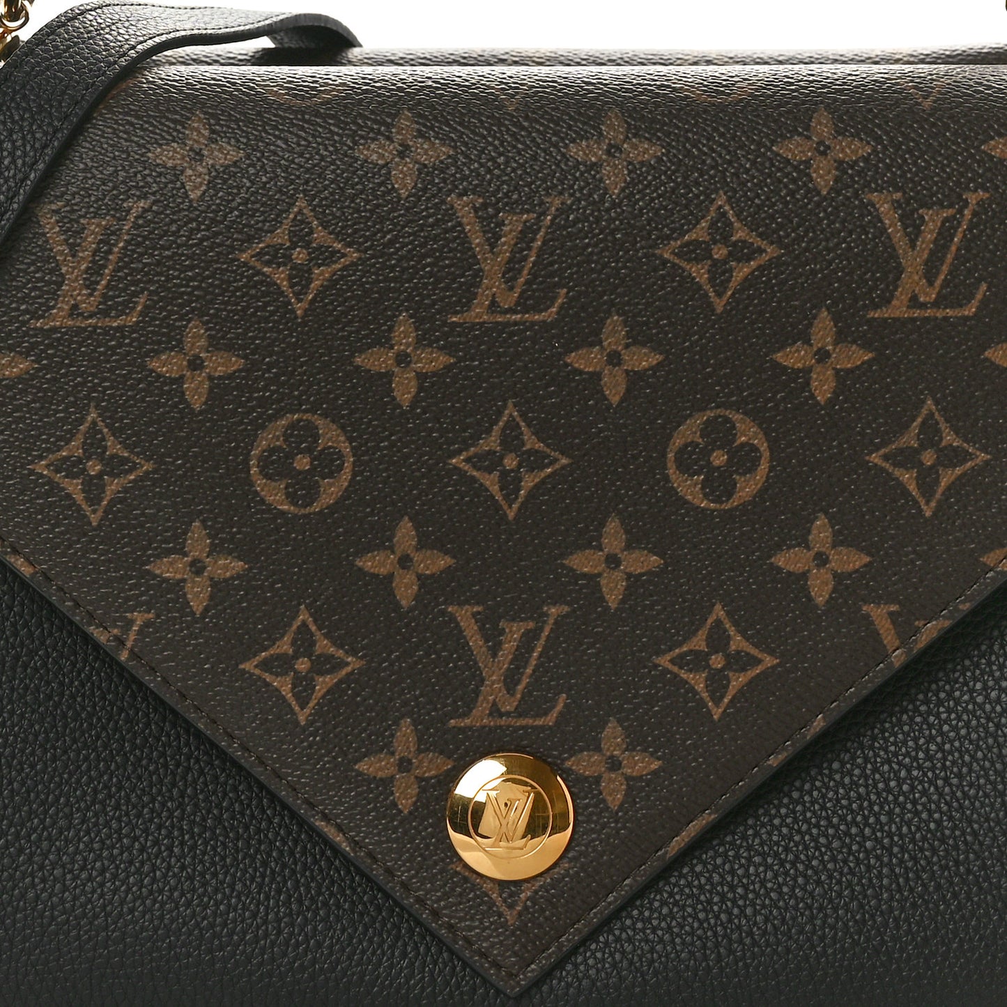 Monogram Double V Black
