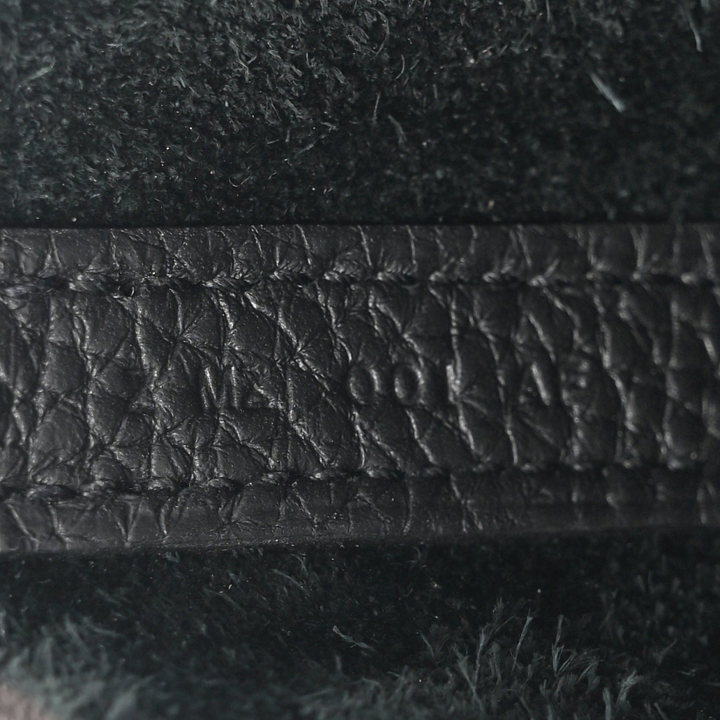 Taurillon Clemence Picotin Lock 18 PM Black