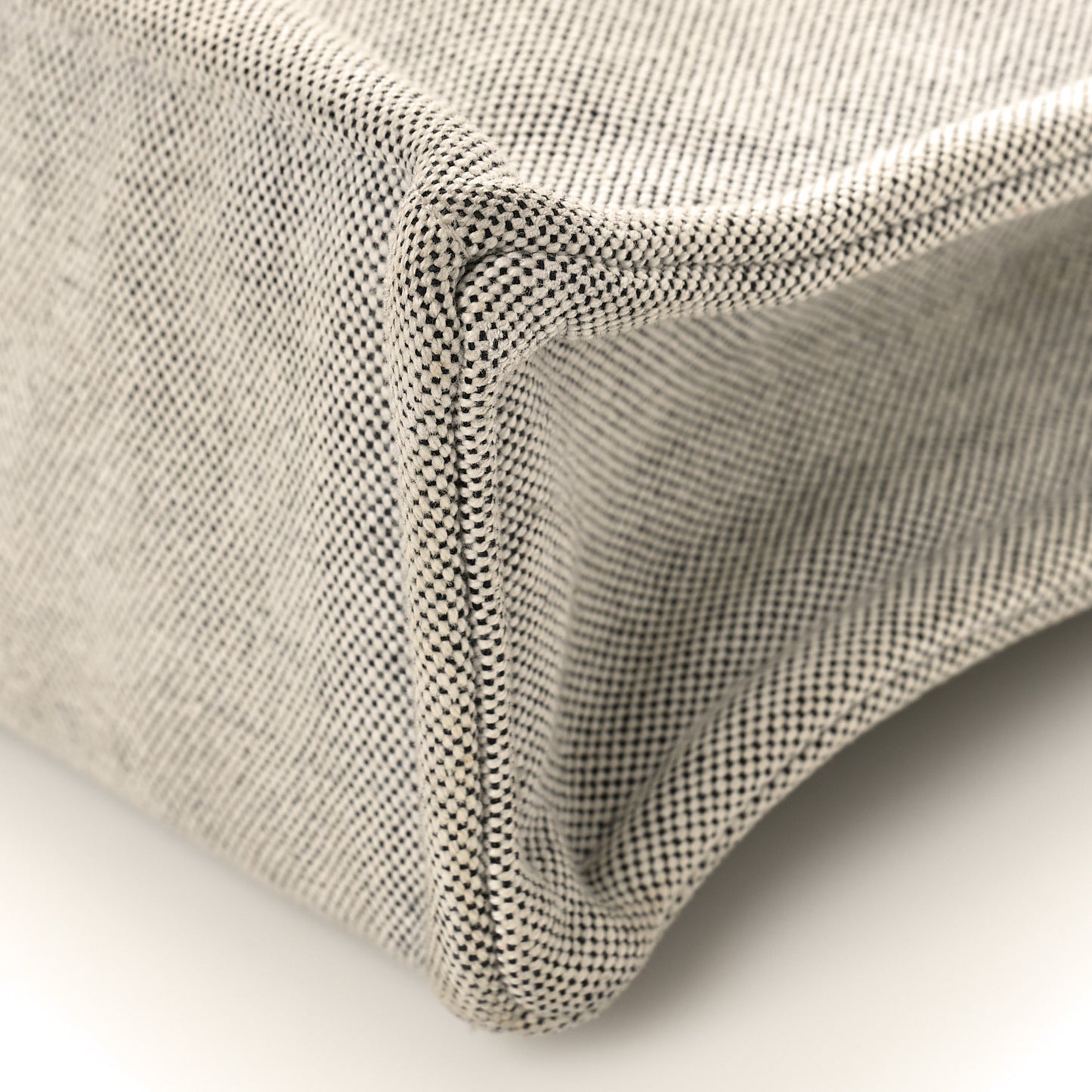 Canvas Herline GM Tote Light Grey