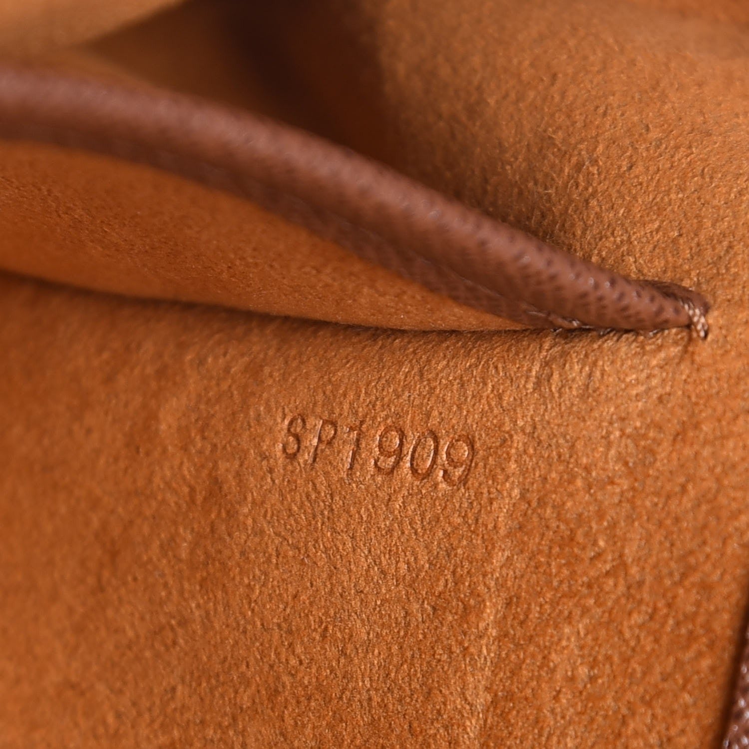 Louis Vuitton Monogram Musette Tango 7 of 7