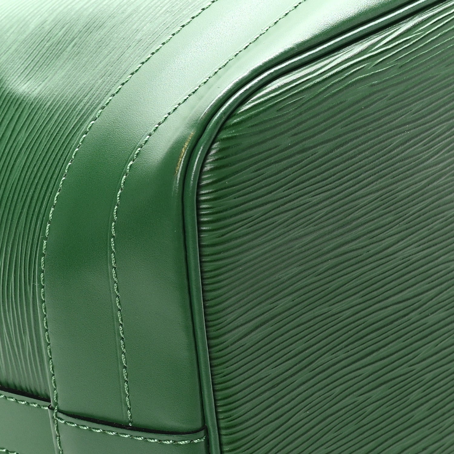 Louis Vuitton Epi Noe Borneo 10 of 12
