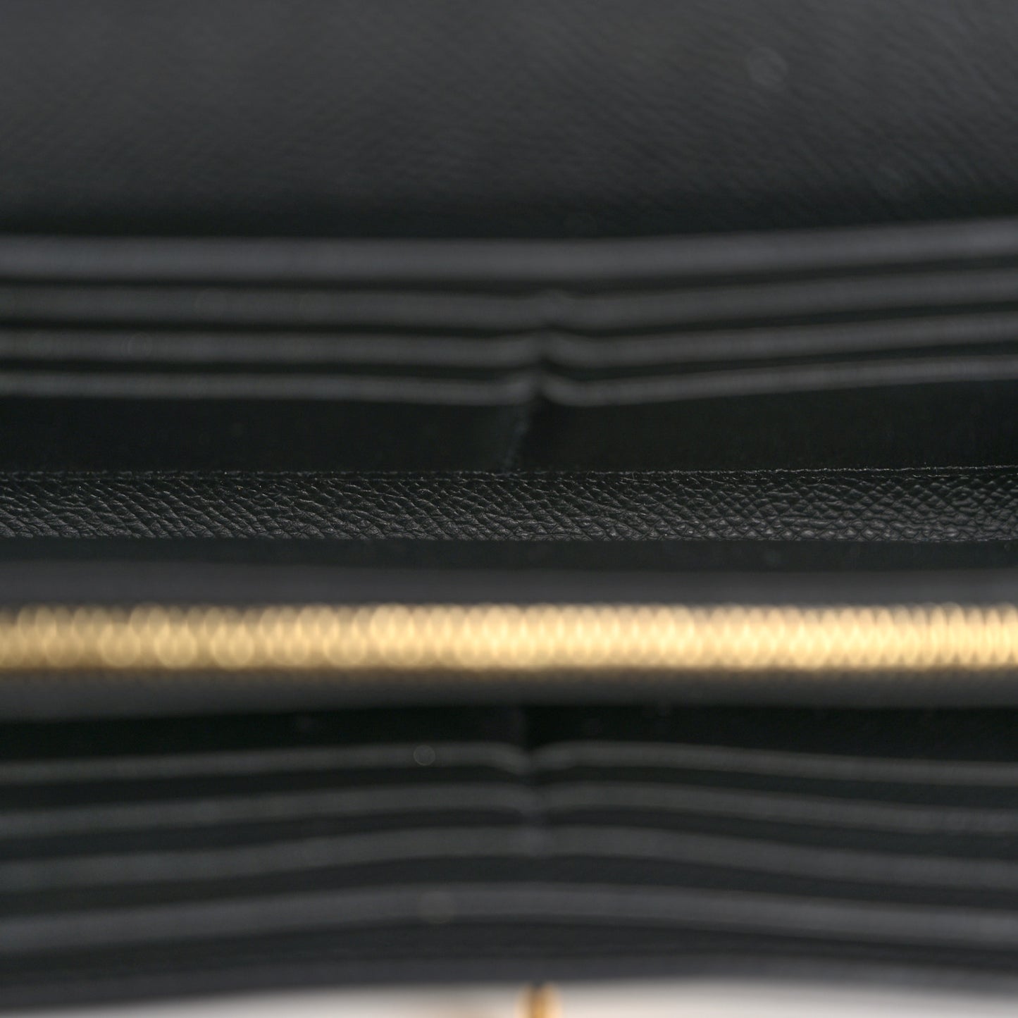 Epsom Kelly Longue Wallet Black