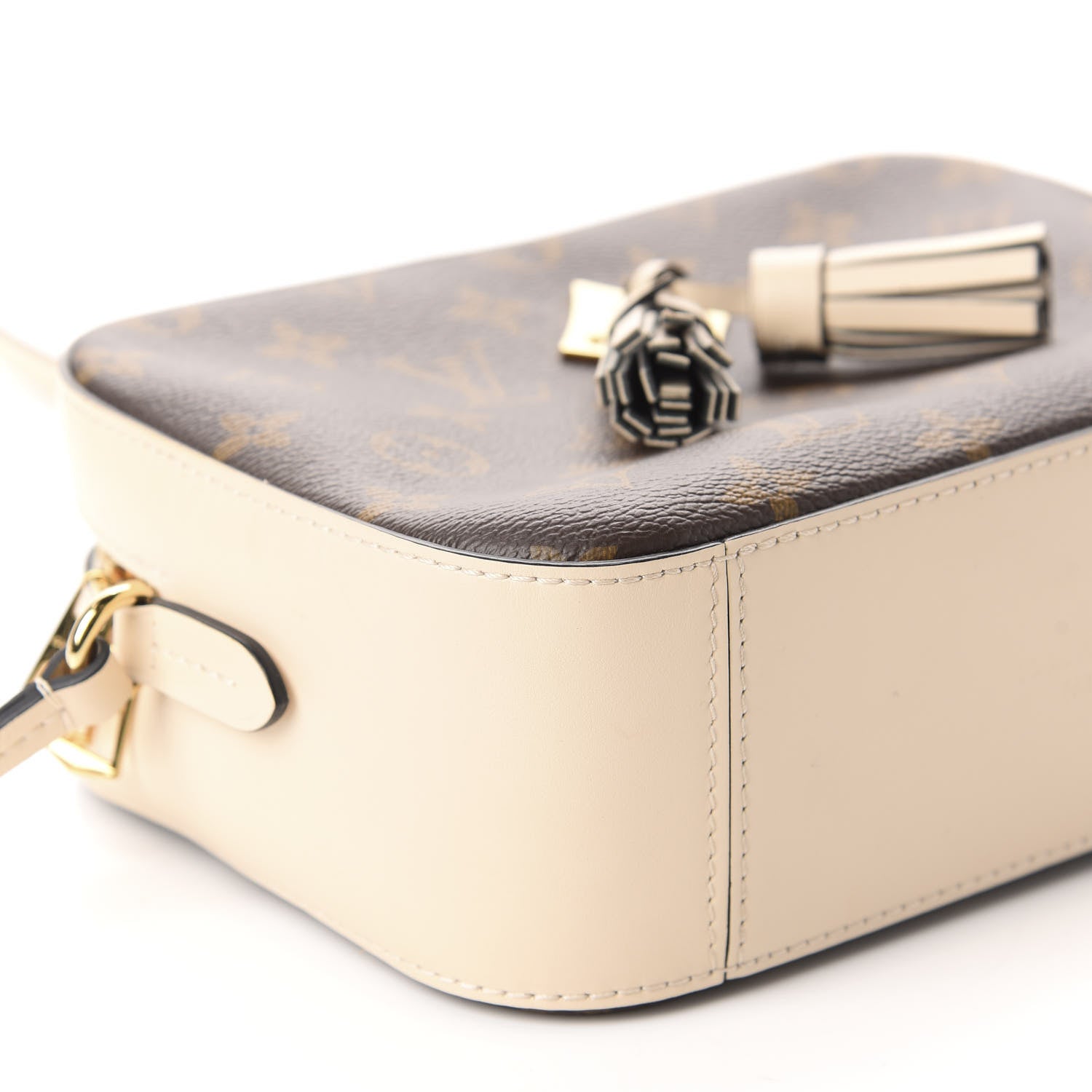 Louis Vuitton Monogram Saintonge Creme 6 of 12