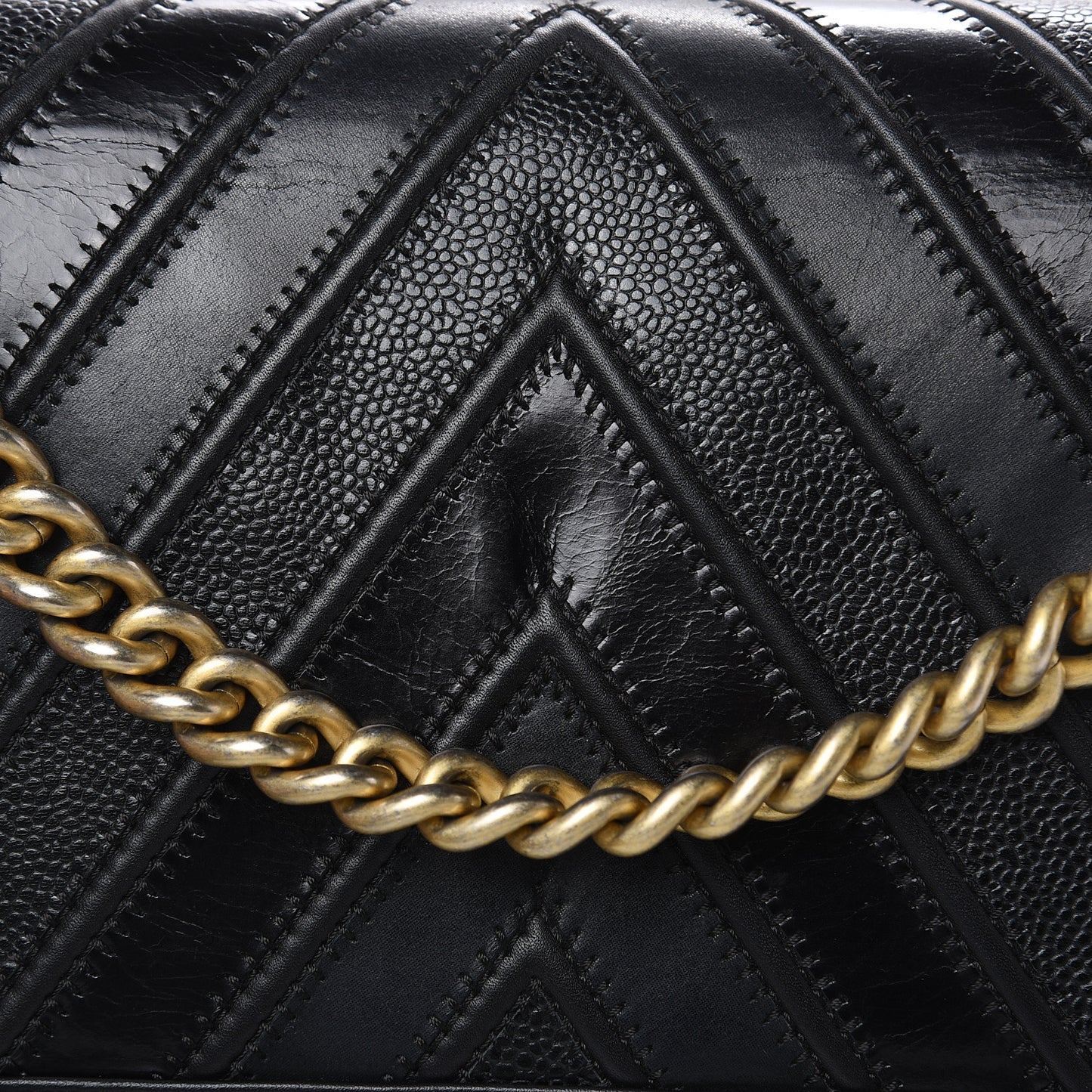 Calfskin Caviar Suede Chevron New Medium Boy Flap Black