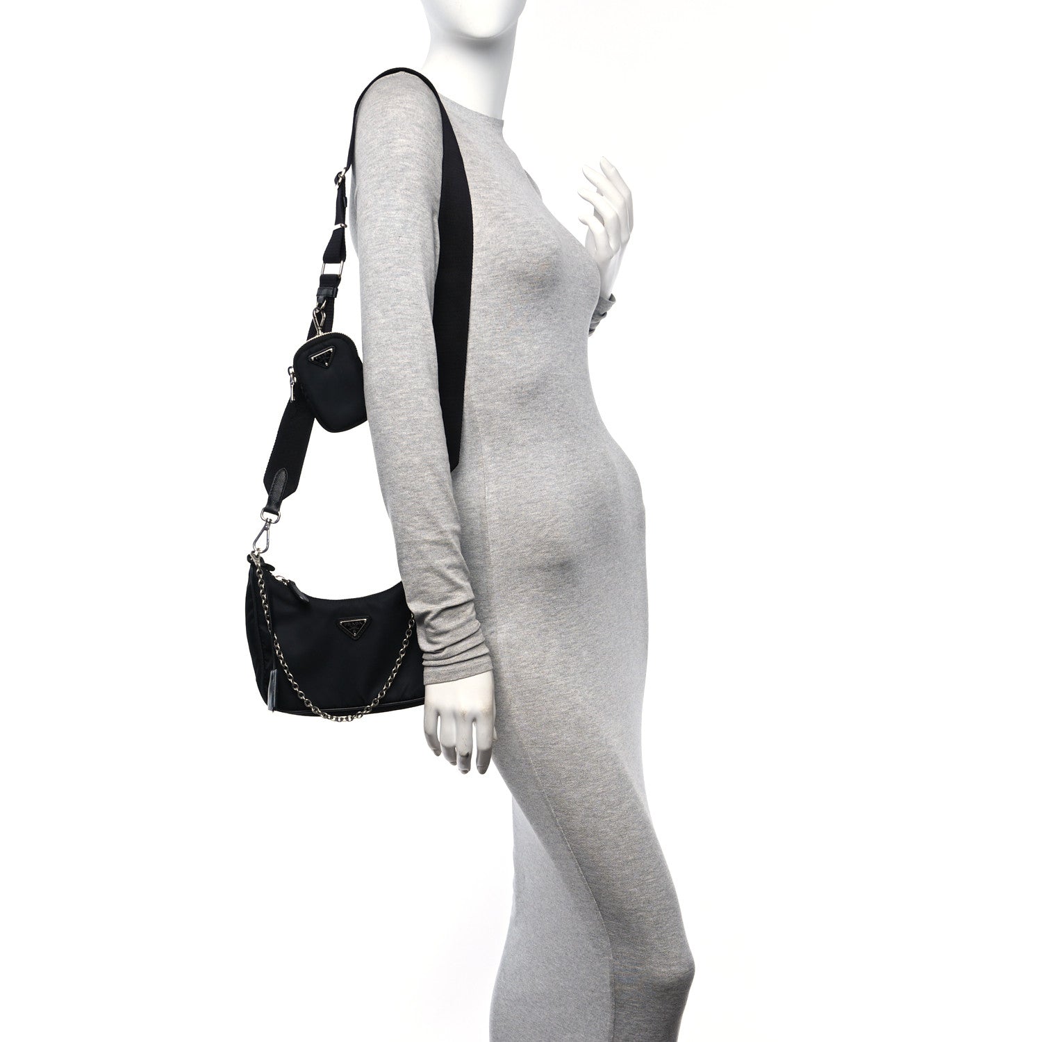 Prada Nylon Re-Edition 2005 Shoulder Bag Black 2 of 11