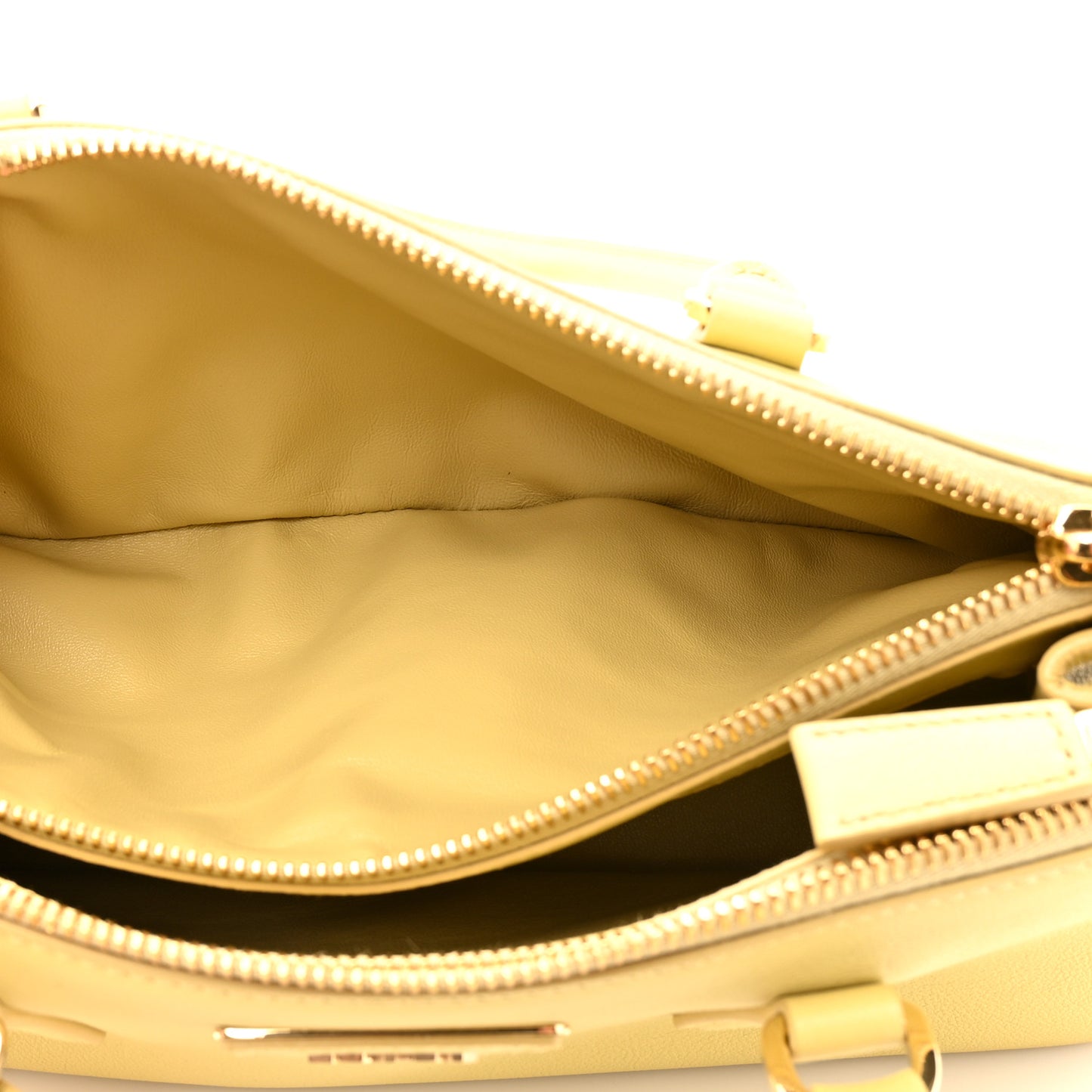 Soft Grain Medium East West Galleria Double Zip Bag Vanilla