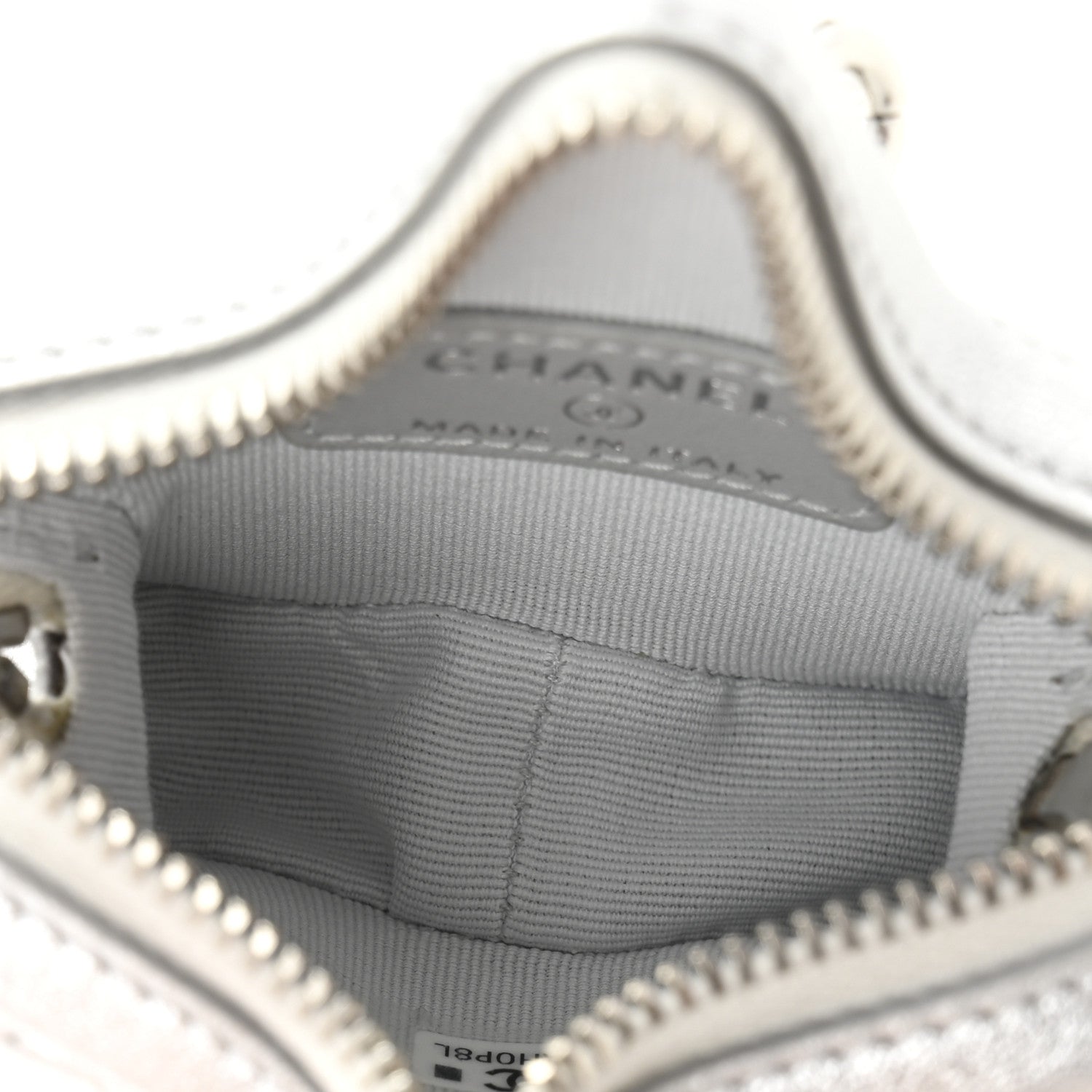 Chanel Metallic Lambskin Walk Of Fame Star Clip On Coin Purse Silver 5 of 8