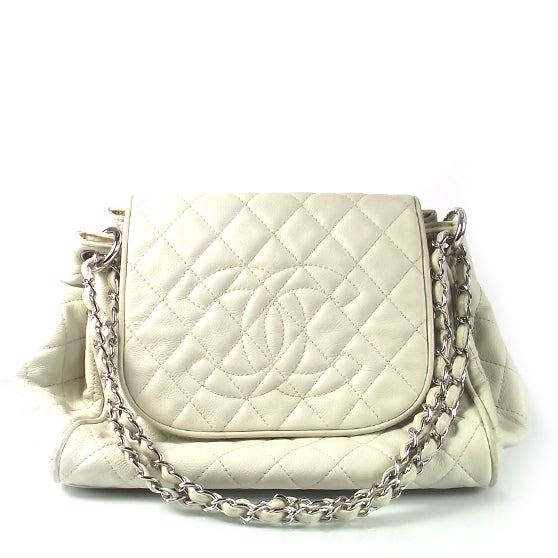 Caviar Timeless Accordian Flap White