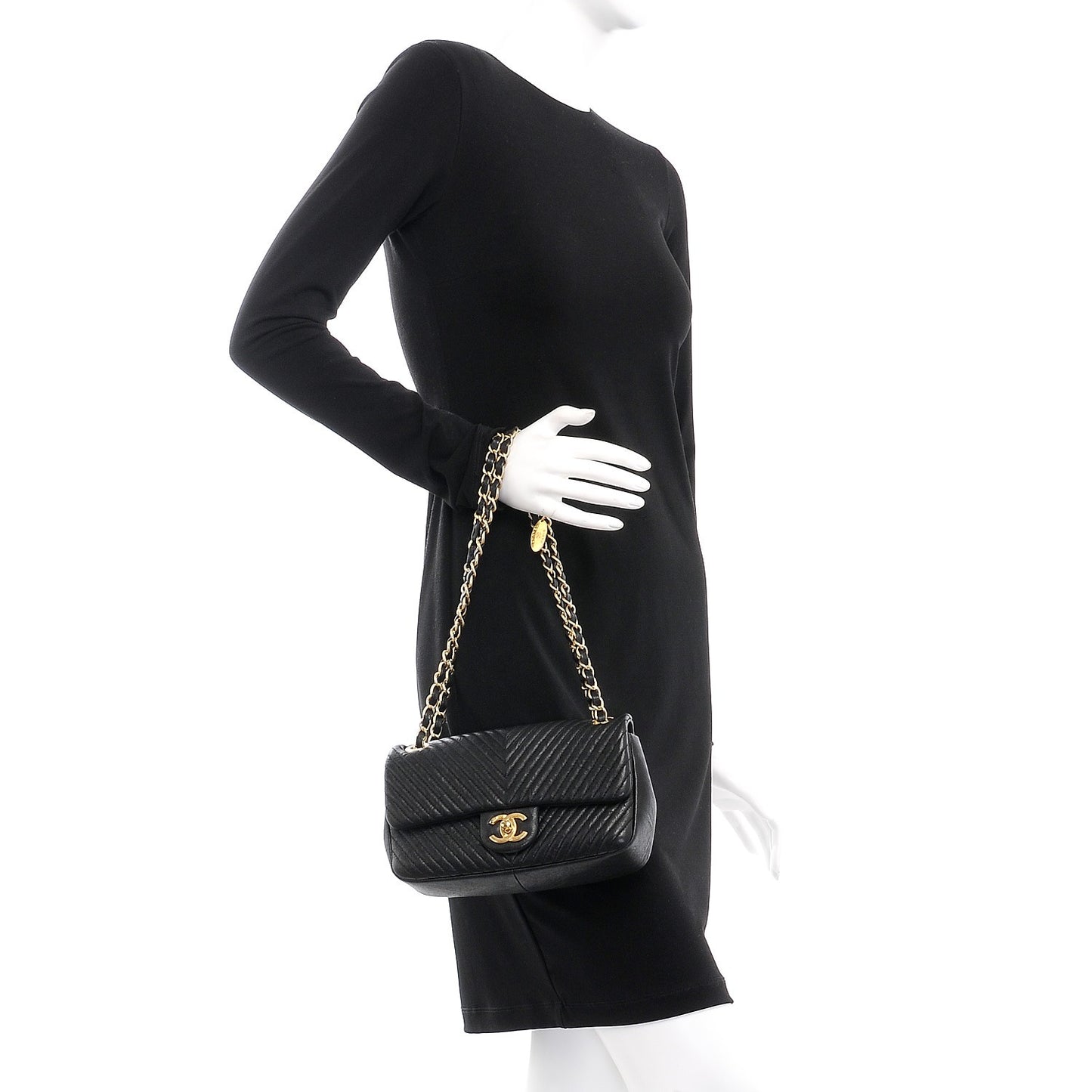 Calfskin Surpique Chevron Small Flap Black