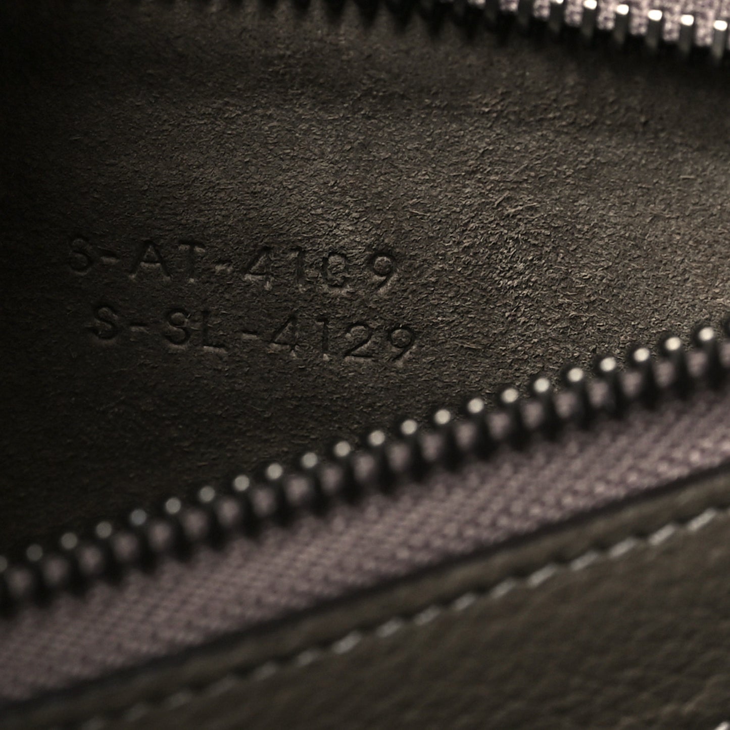 Drummed Calfskin Micro Luggage Souris