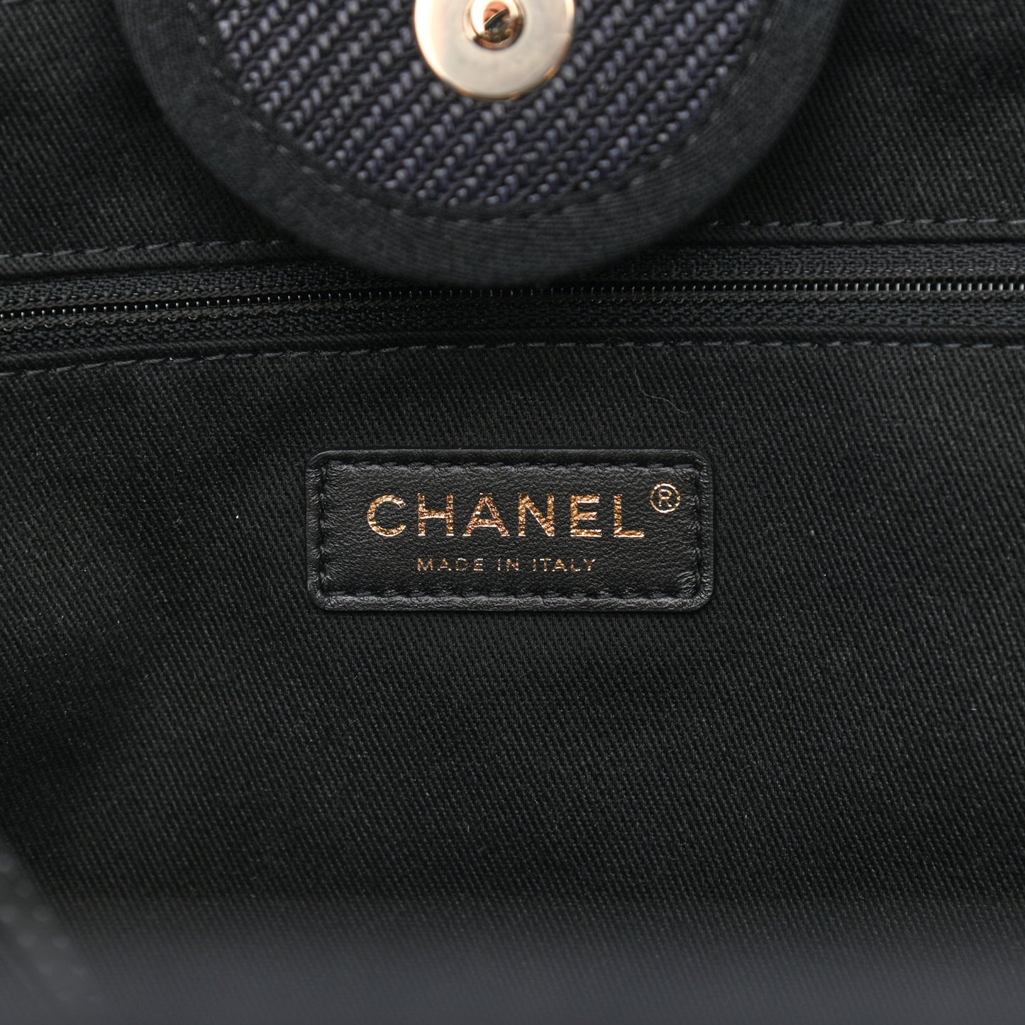 Mixed Fibers Medium Deauville Tote Black