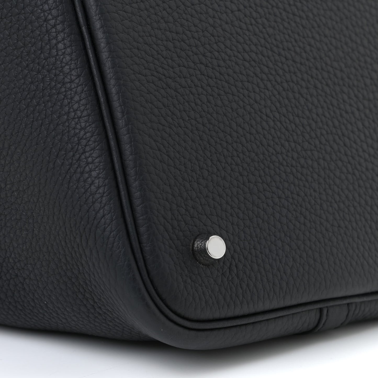 Taurillon Clemence Picotin Lock 22 MM Black