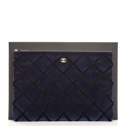 Chanel Velvet Quilted Large Cosmetic Case Navy 8 of 8