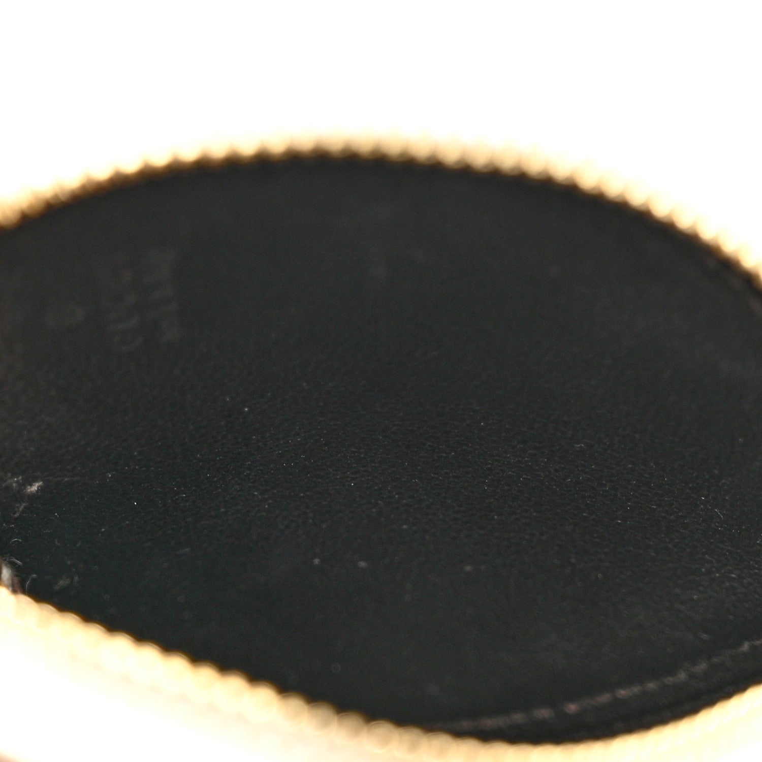 Gucci Monogram Heart Coin Purse Gold 5 of 10
