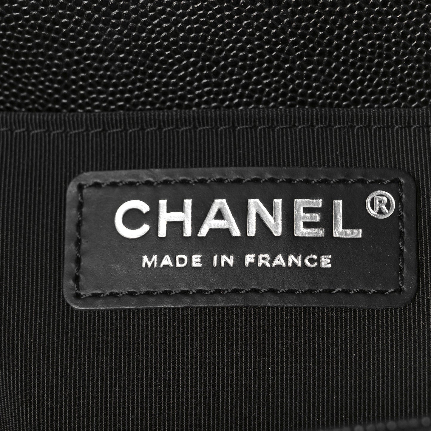 Caviar Quilted Medium Boy Flap Black