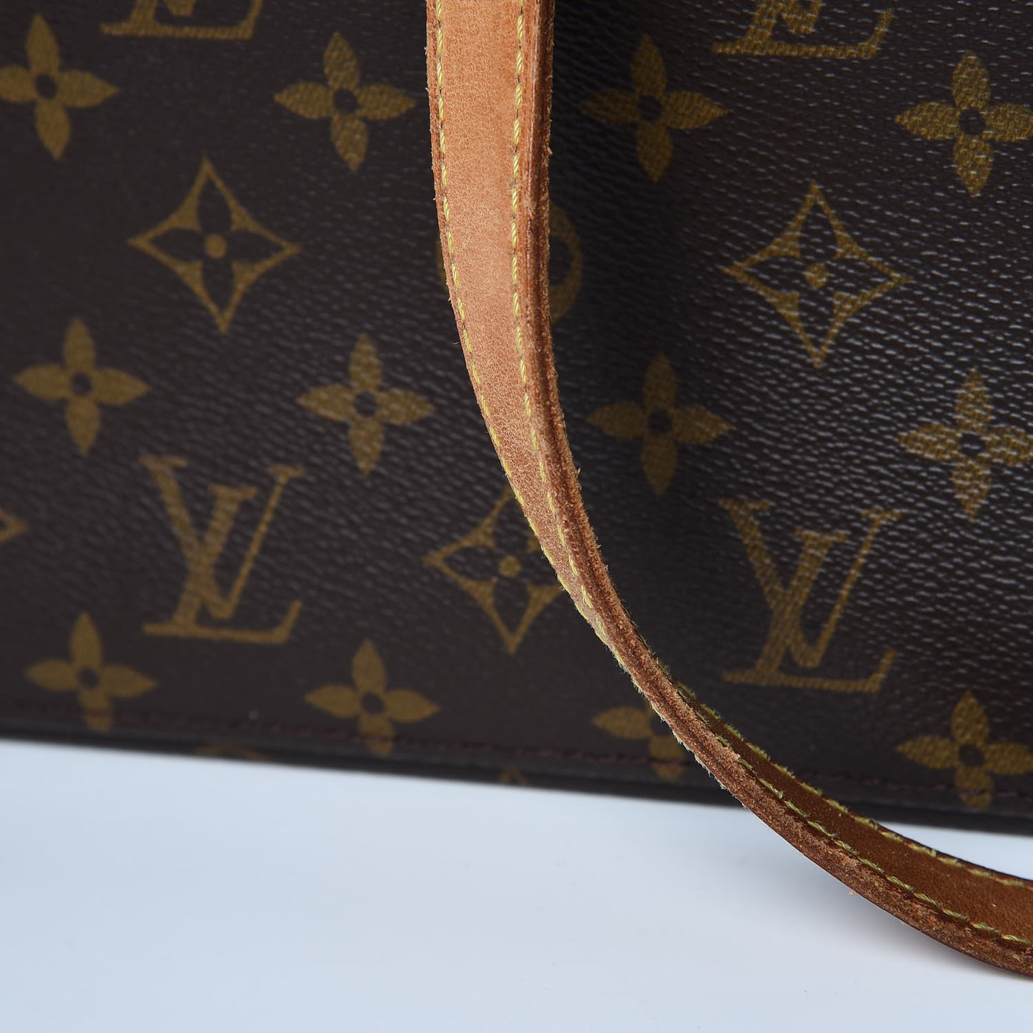 Monogram Luco