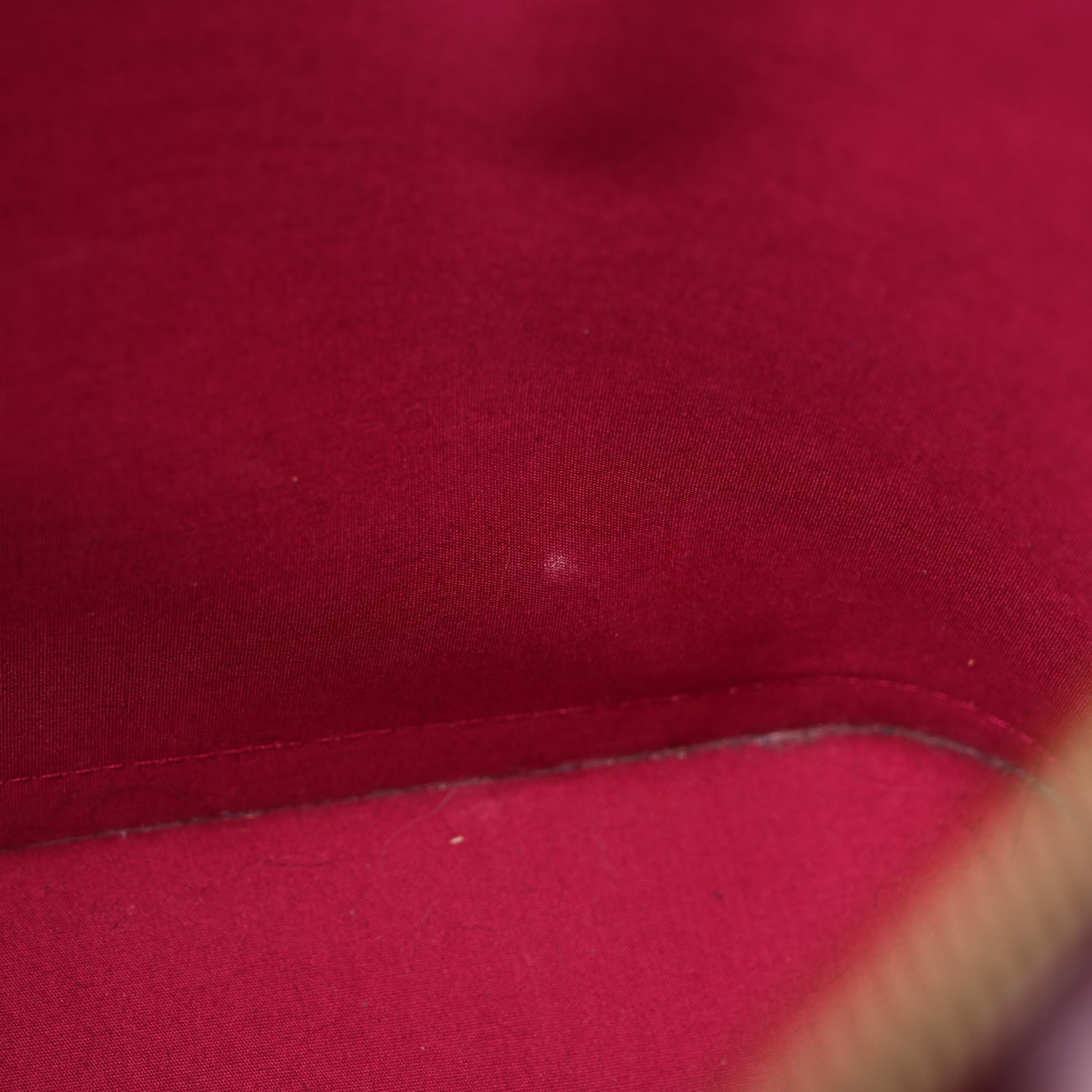 Louis Vuitton Vernis Alma GM Rose Indien 15 of 23