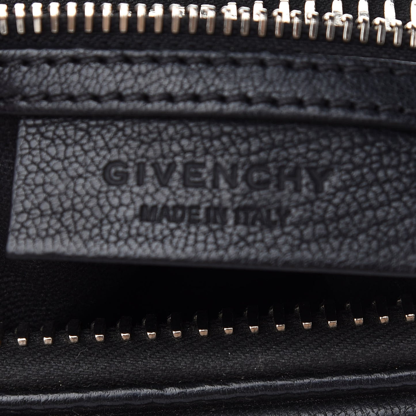 Sugar Goatskin Small Antigona Black