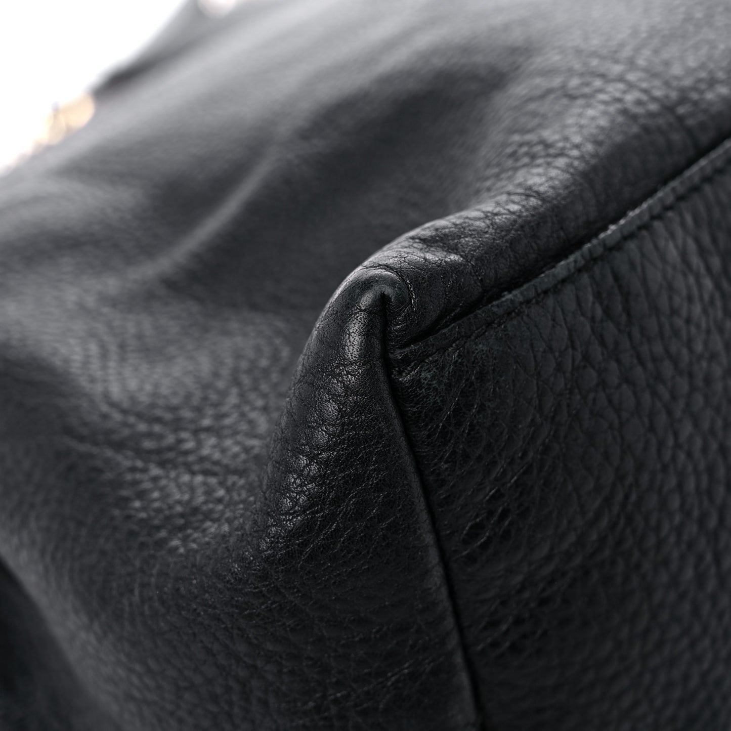 Pebbled Calfskin Medium Soho Chain Shoulder Bag Black