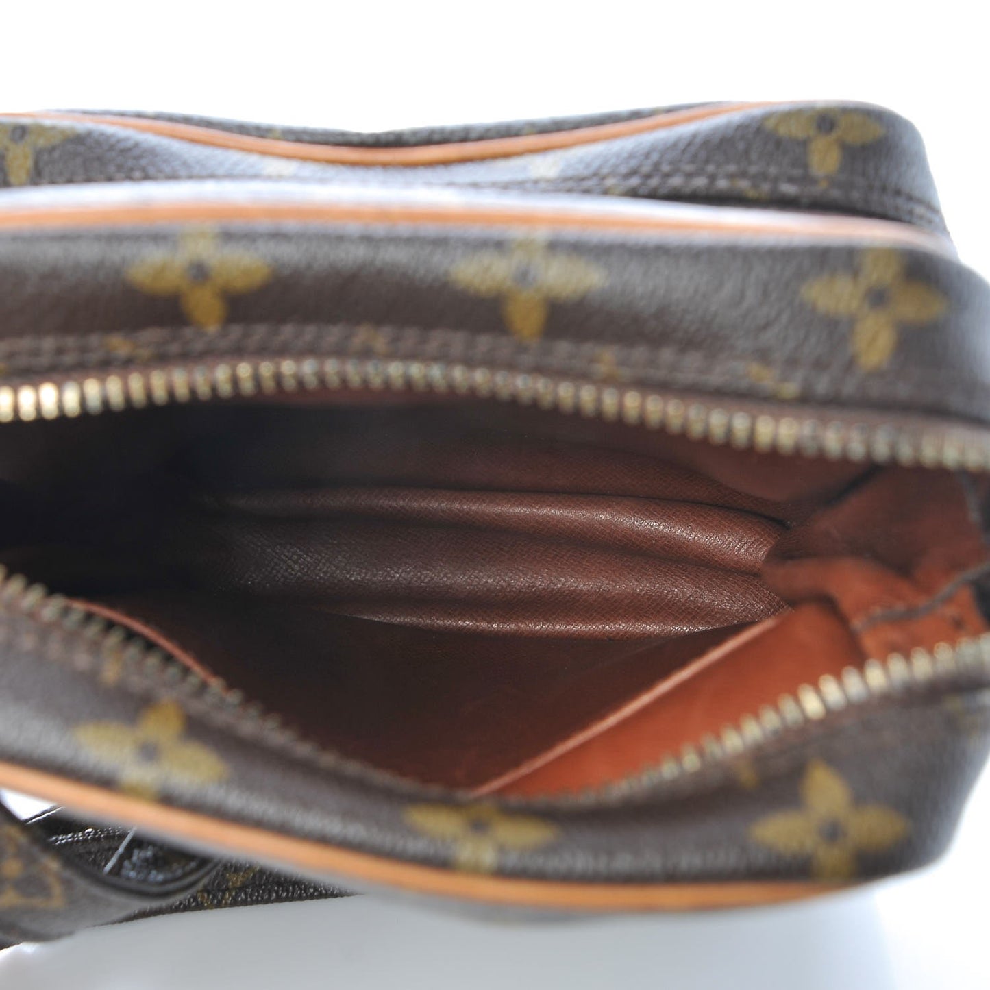 Monogram Amazone