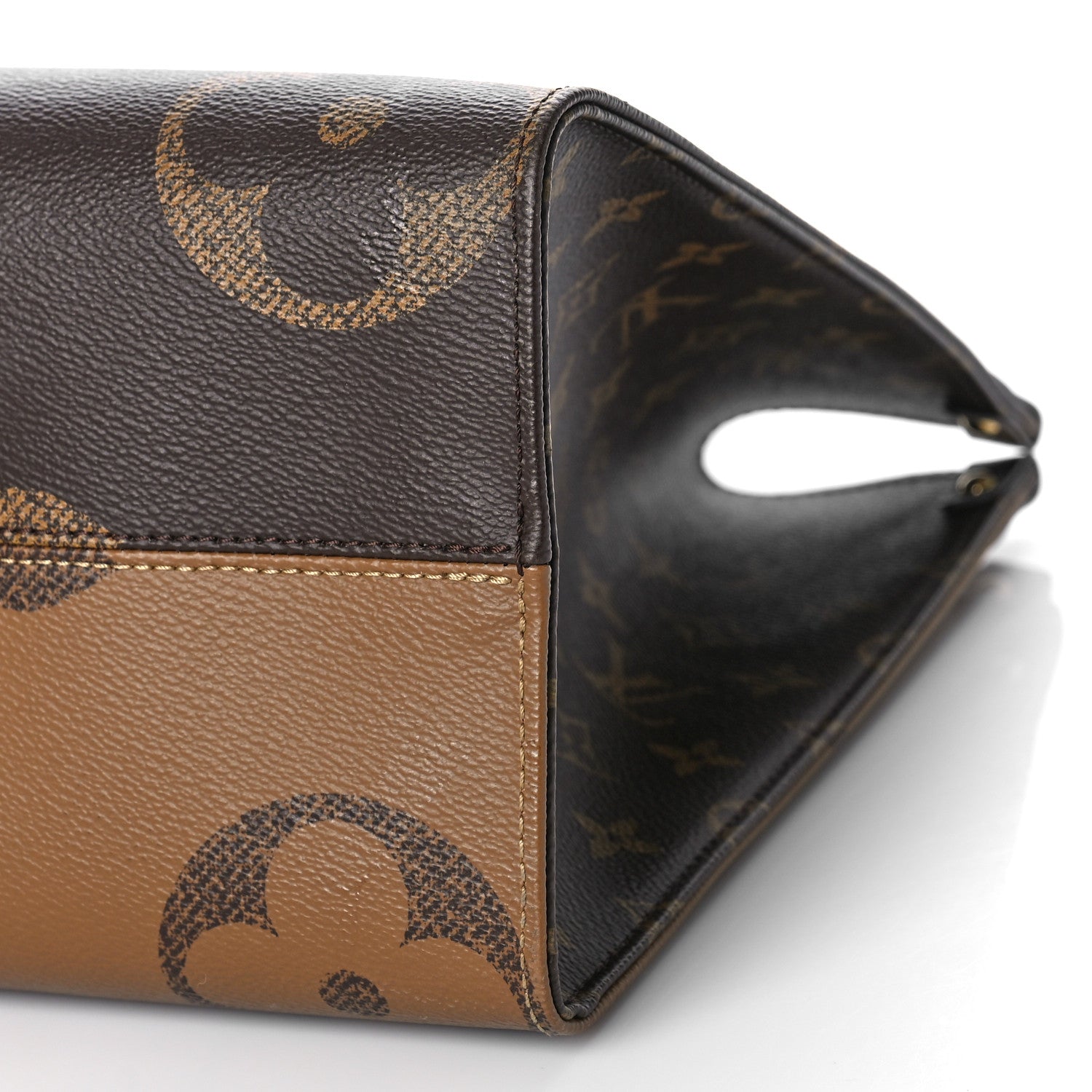 Louis Vuitton Reverse Monogram Giant Onthego MM 9 of 9