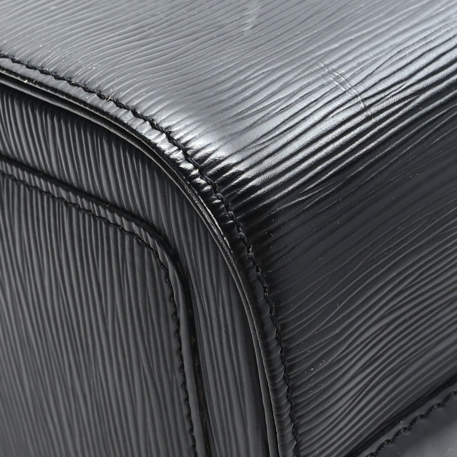 Louis Vuitton Epi Speedy 25 Black 10 of 12