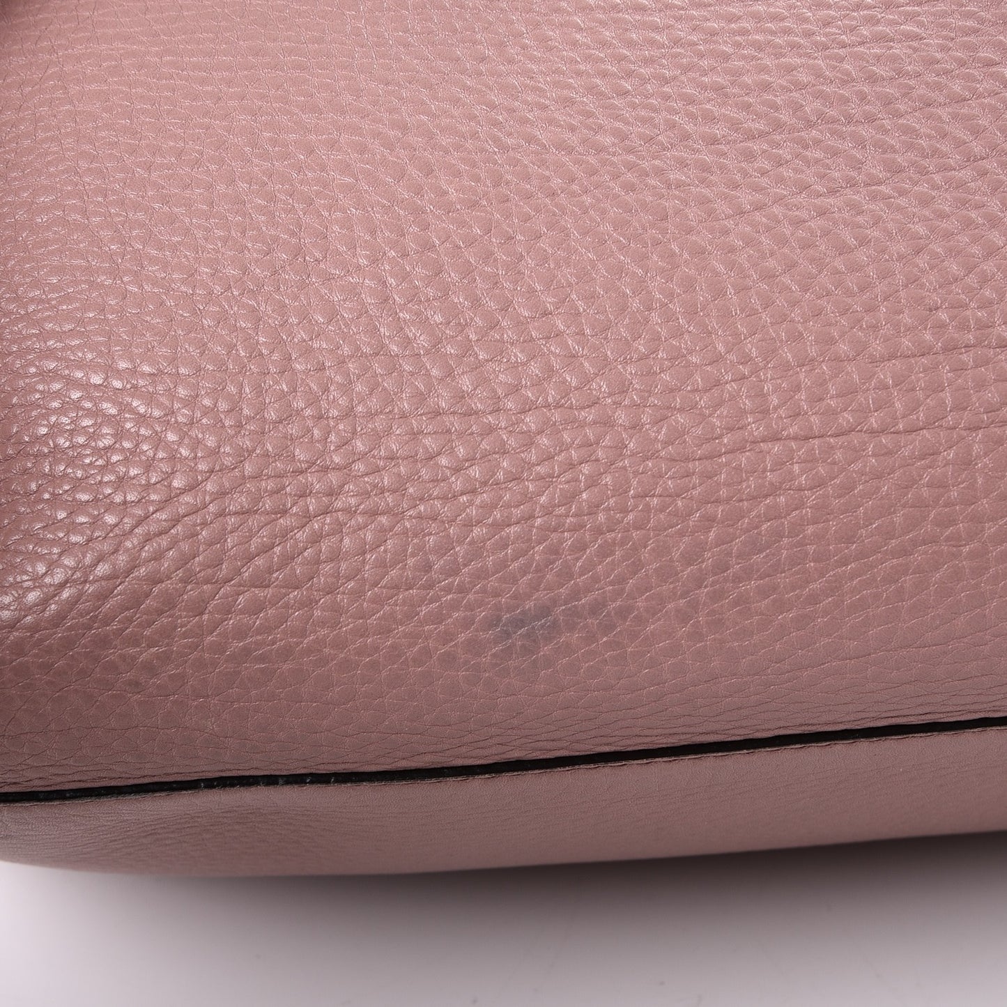 Pebbled Calfskin Medium Soho Chain Shoulder Bag Dark Cipria