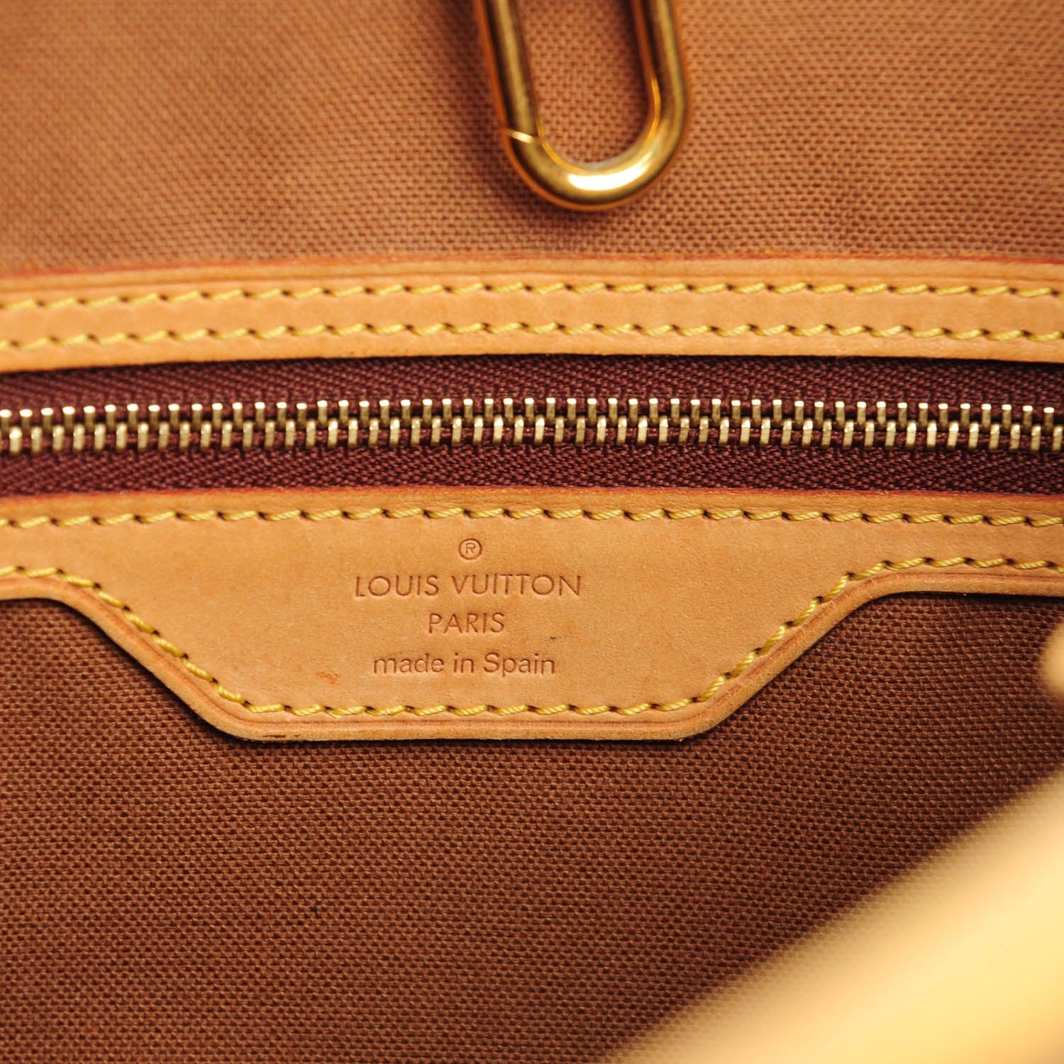 Louis Vuitton Monogram Batignolles Horizontal 6 of 7