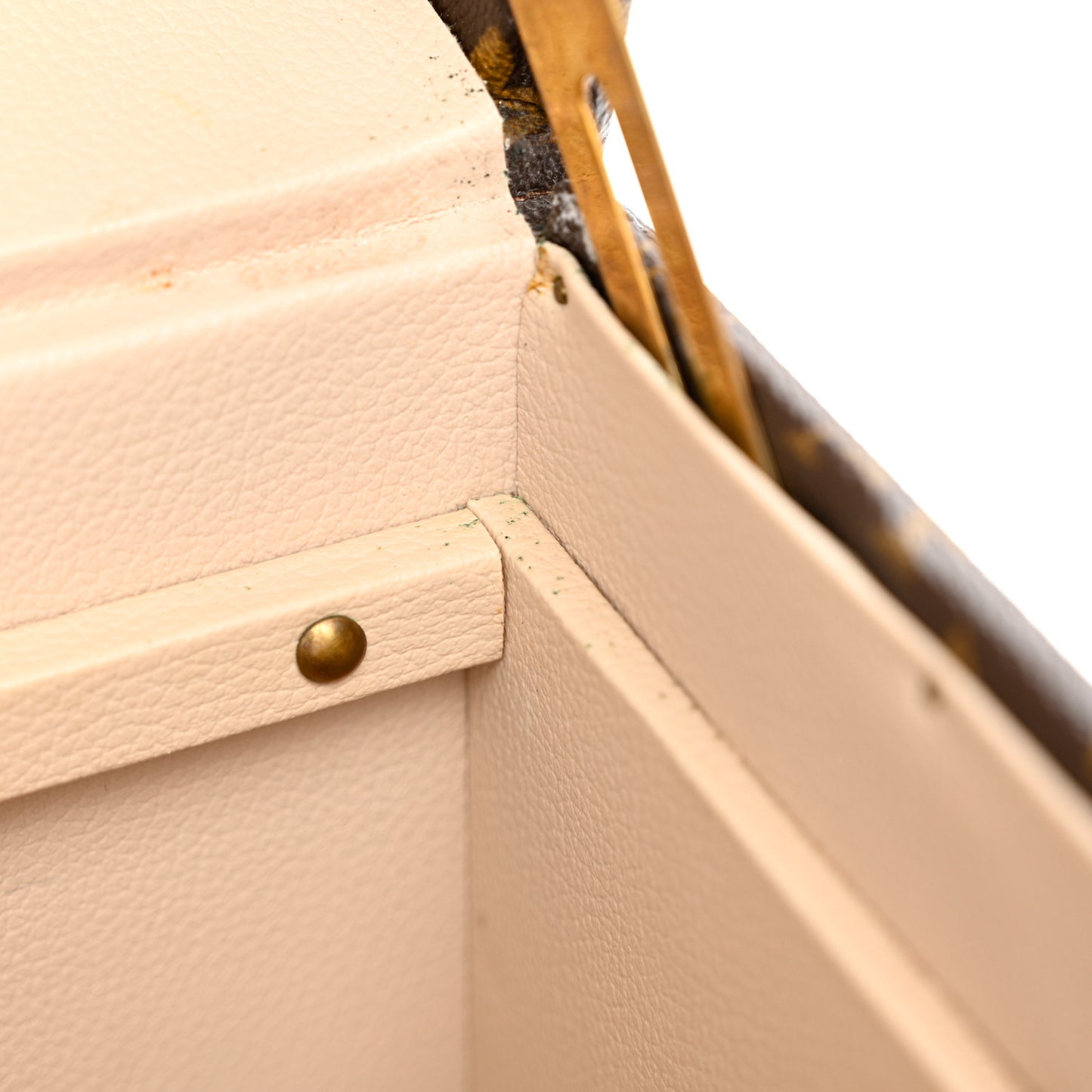 Monogram Boite Pharmacie Toiletry Case
