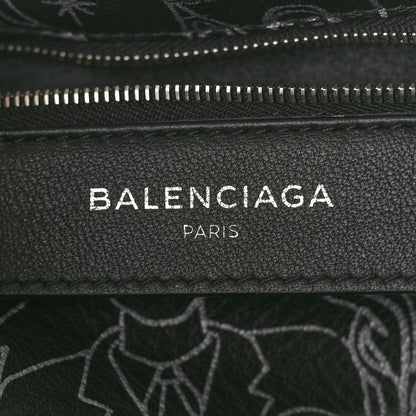 Balenciaga Agneau Graffiti Papier A6 Zip Around Tote Black White 7 of 10