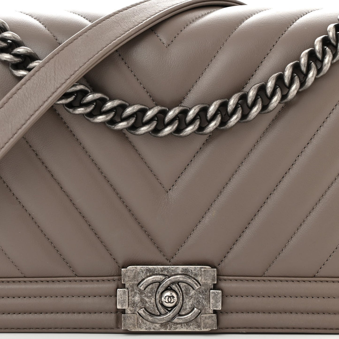 Lambskin Chevron Medium Boy Flap Taupe