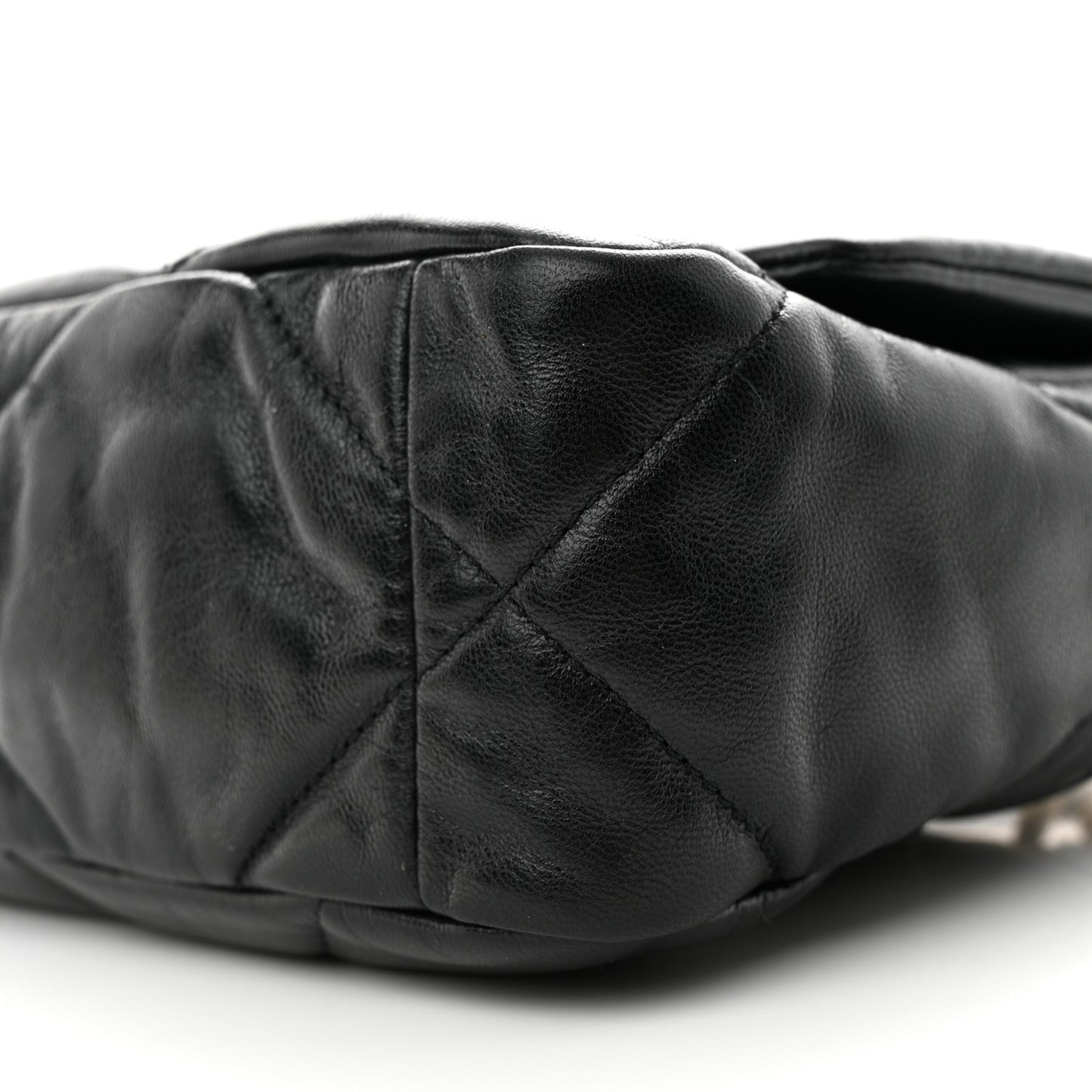 Goatskin Quilted Medium Chanel 19 Flap Black