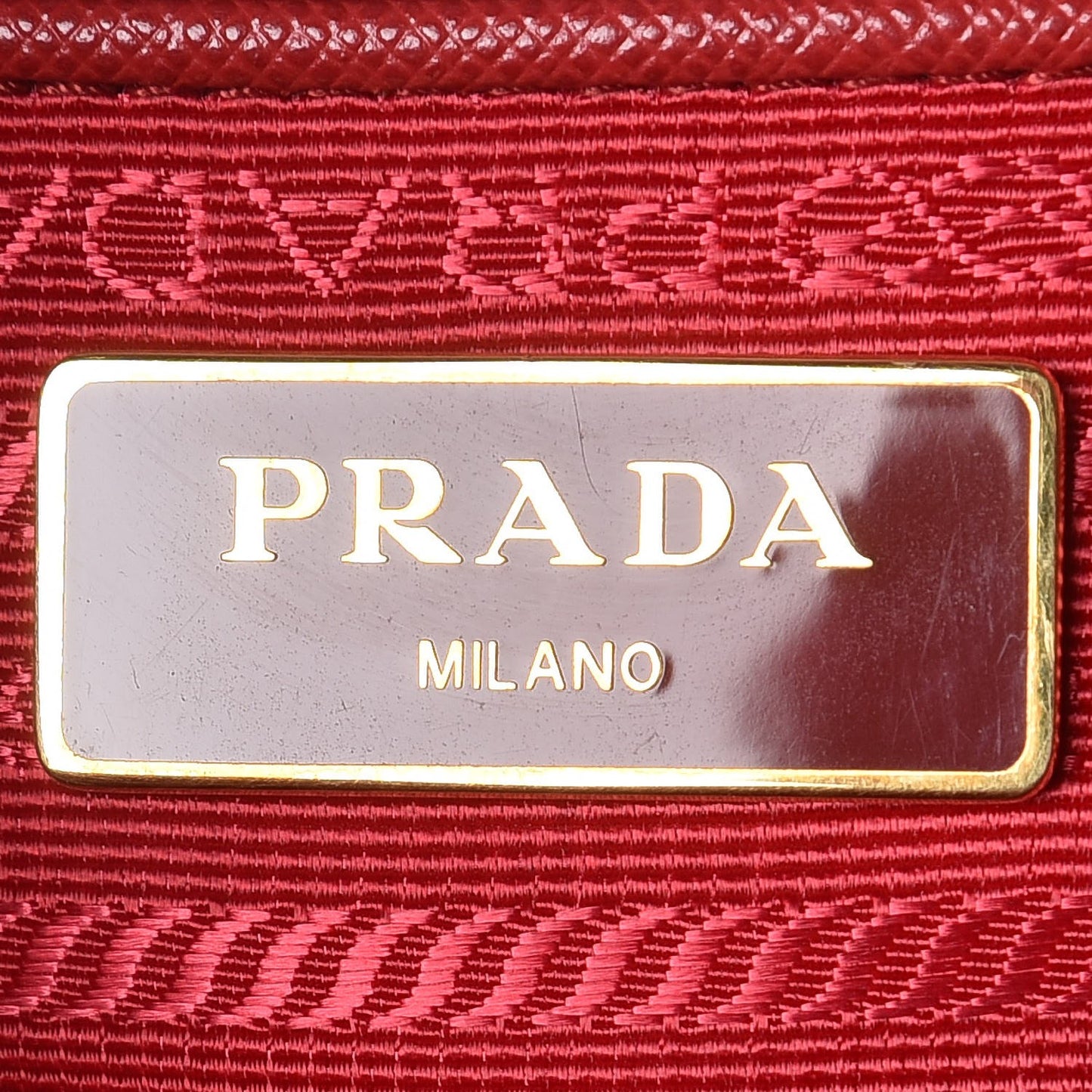 Saffiano Medium Galleria Double Zip Tote Fuoco