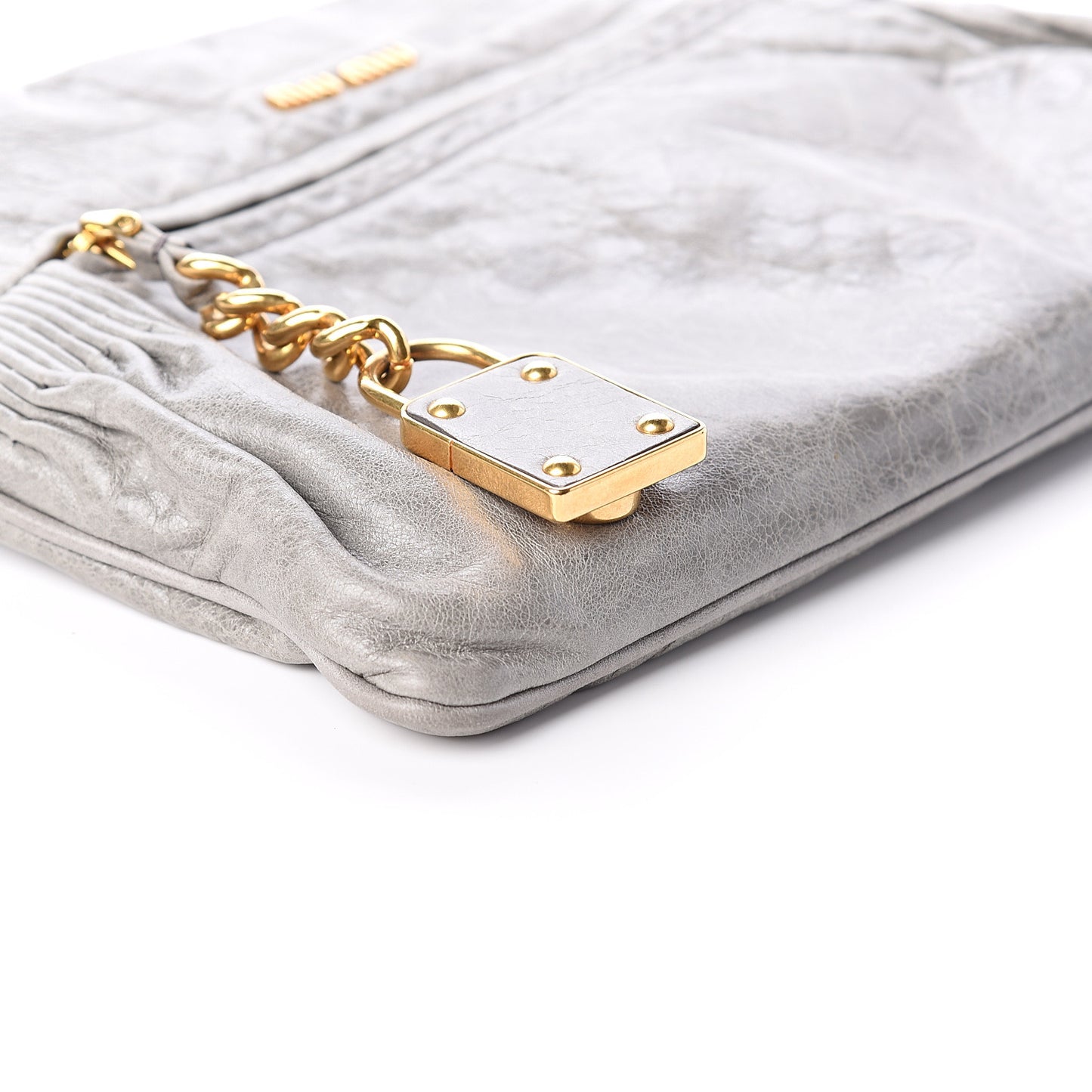 Vitello Shine Wristlet Nube