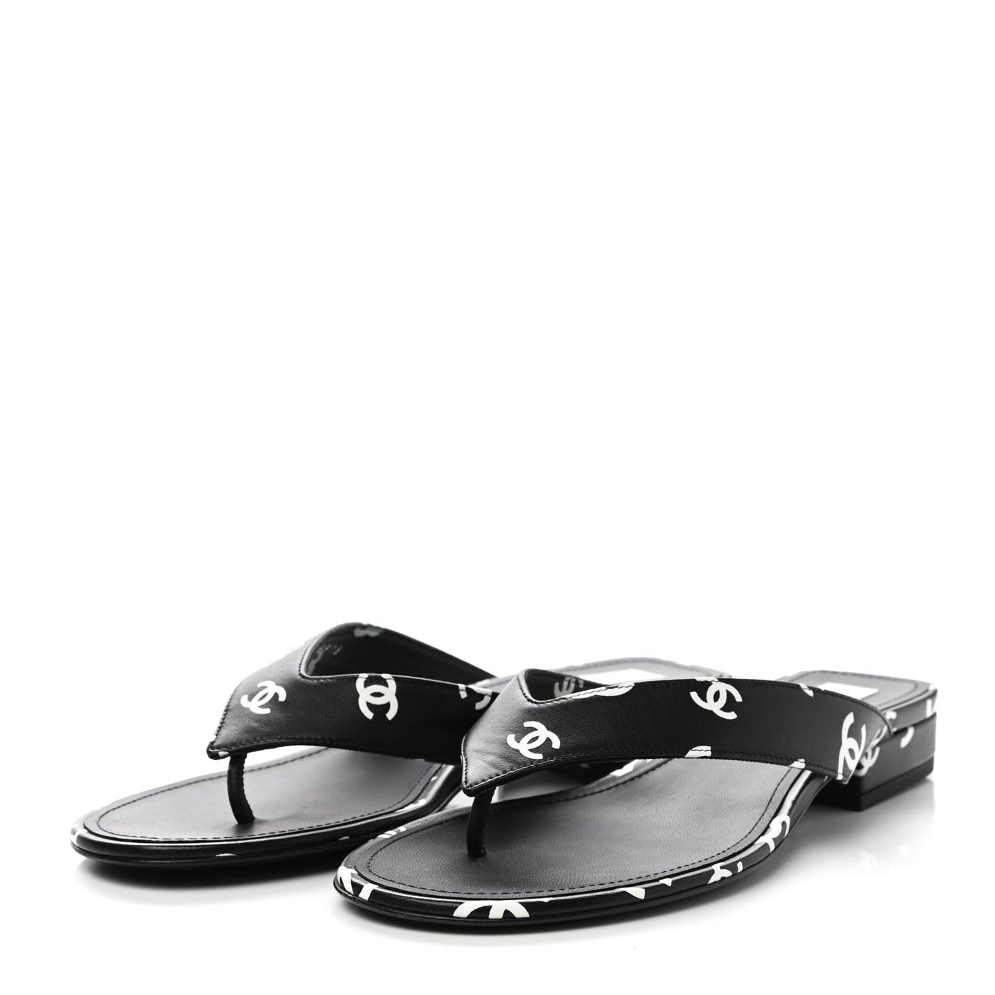 Lambskin Printed CC Thong Sandals 39 Black White