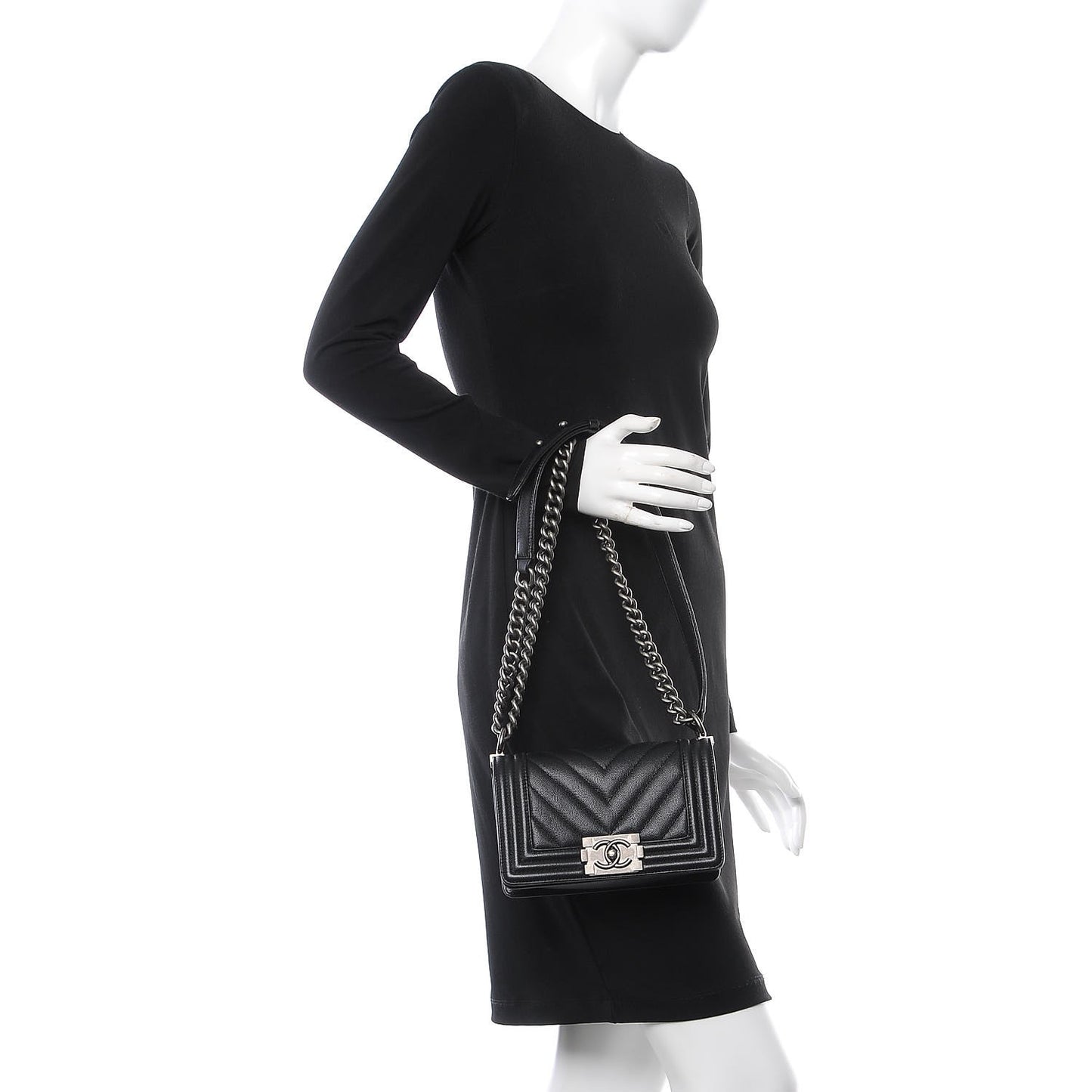 Caviar Chevron Quilted Small Boy Flap Black