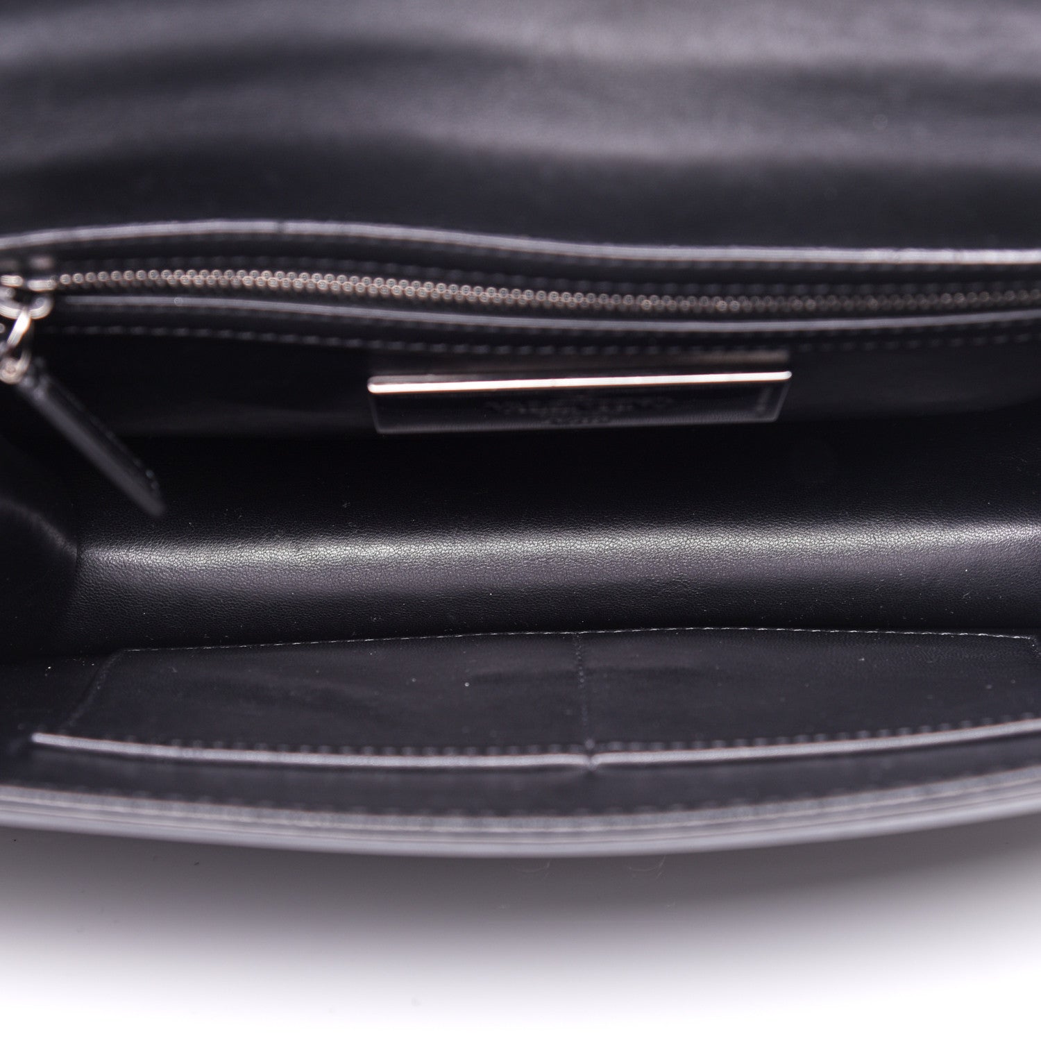 Valentino Garavani Vitello Medium Glam Lock Rockstud Flap Black 5 of 11